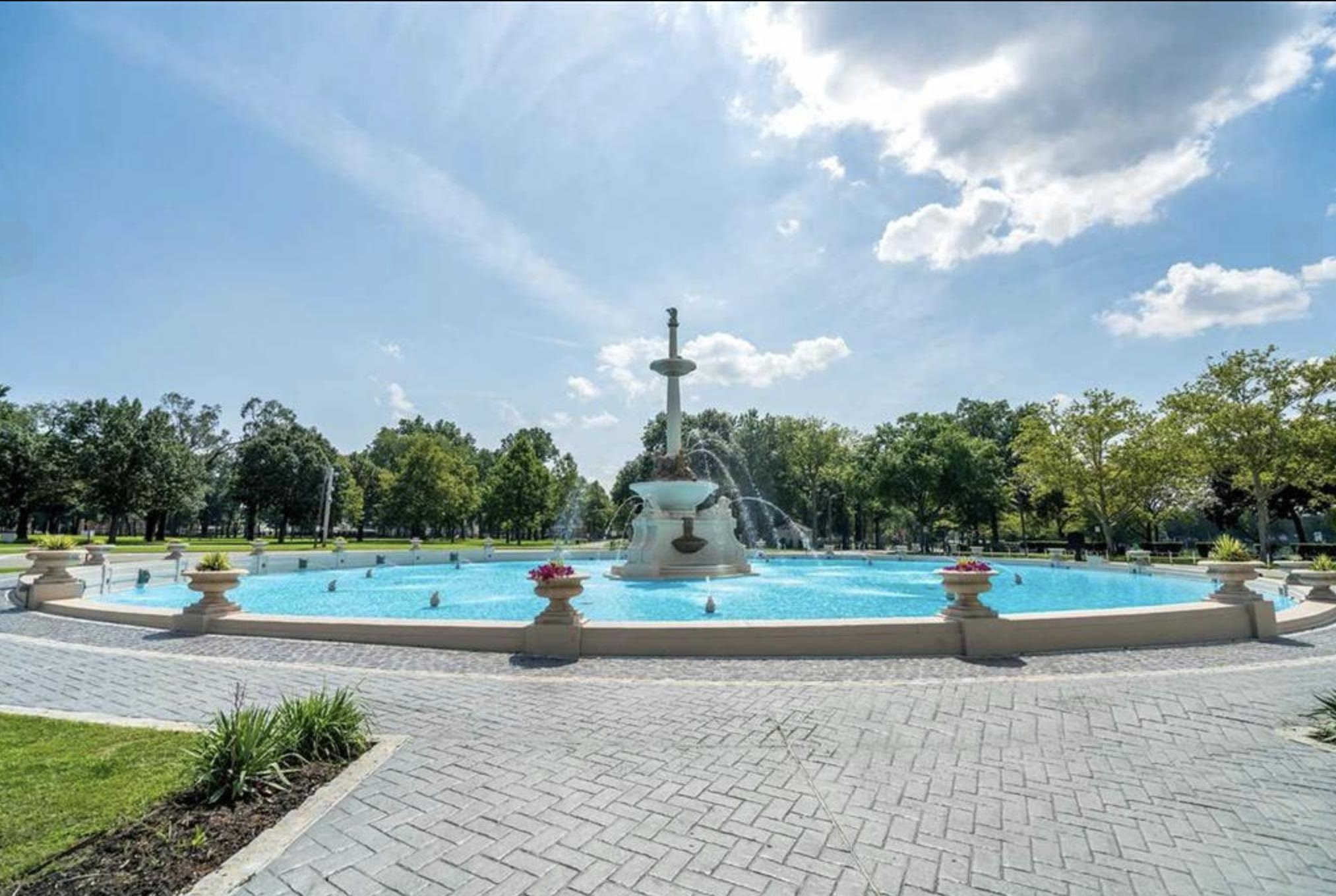 126 DELAWARE AVE #3