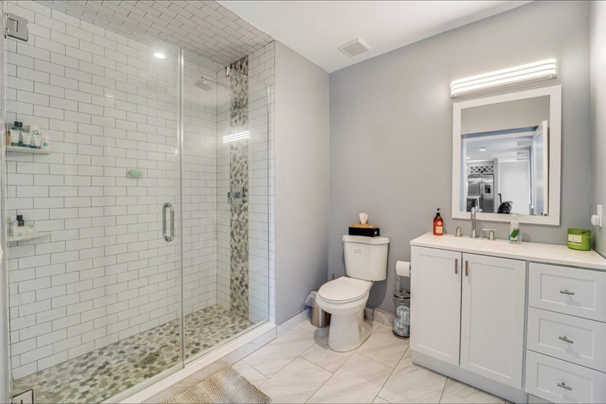126 DELAWARE AVE #3