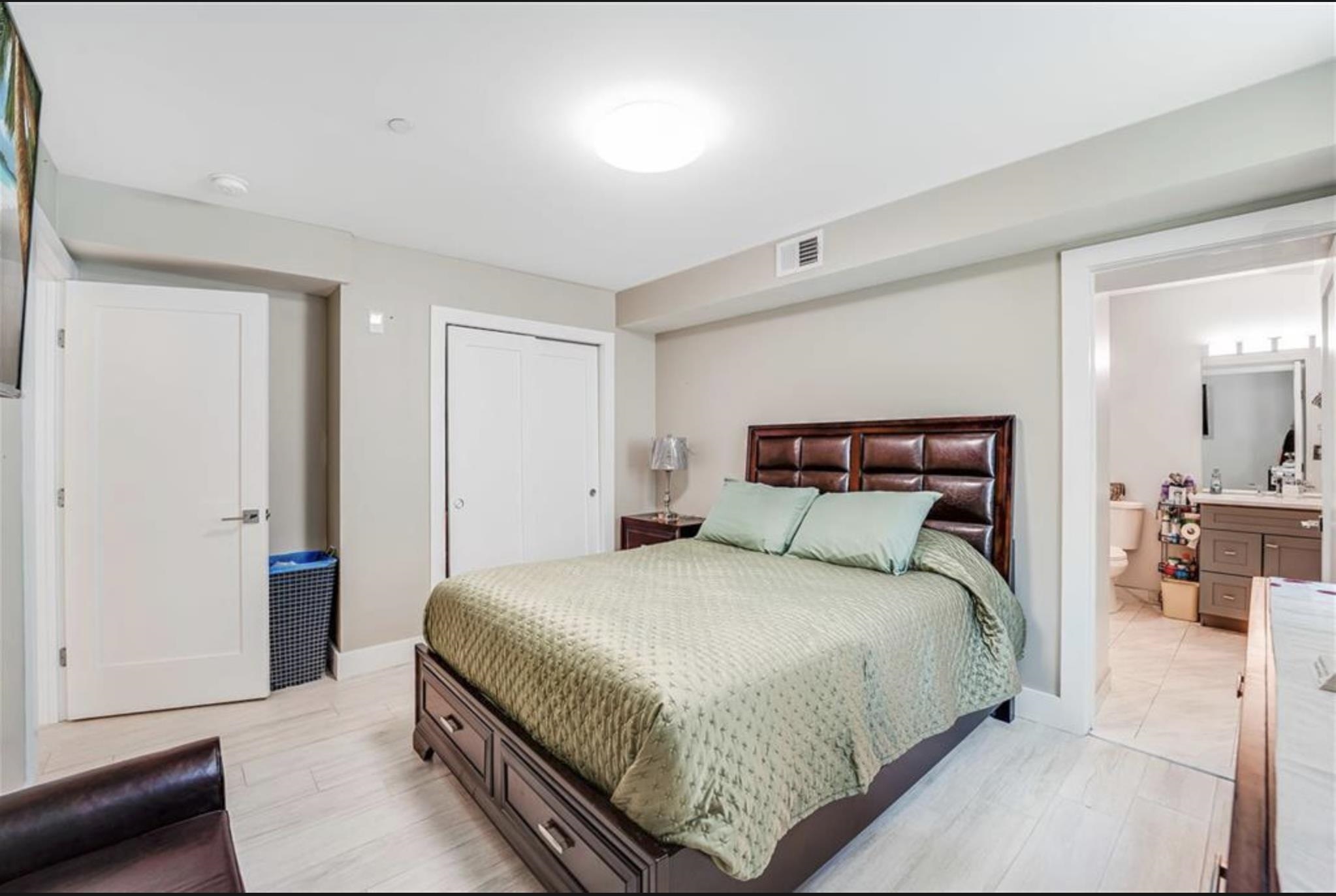 126 DELAWARE AVE #3
