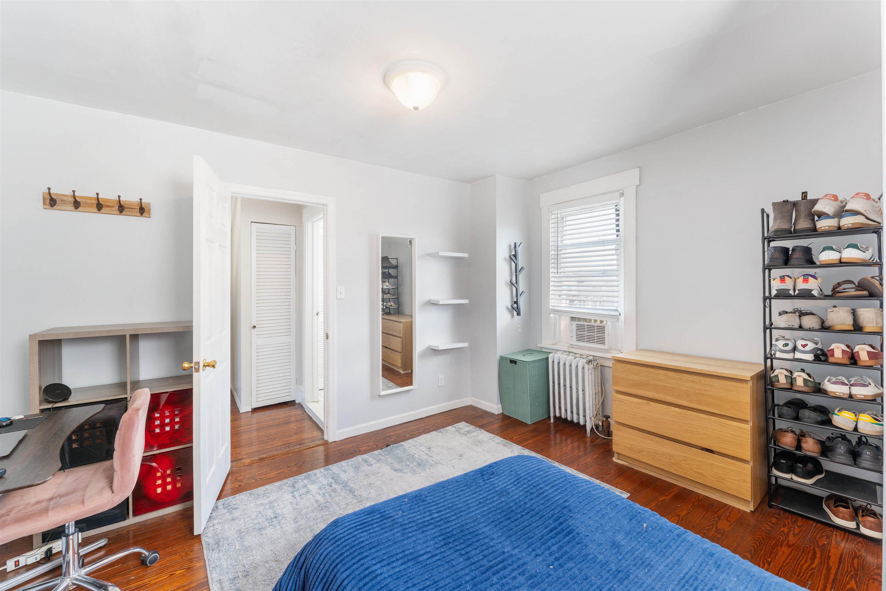 32 ARLINGTON BLVD