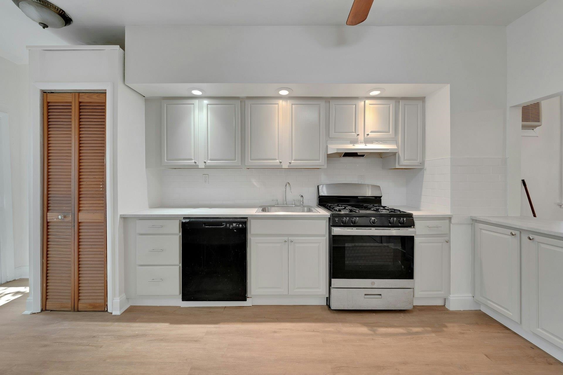 94 WEST 43RD ST