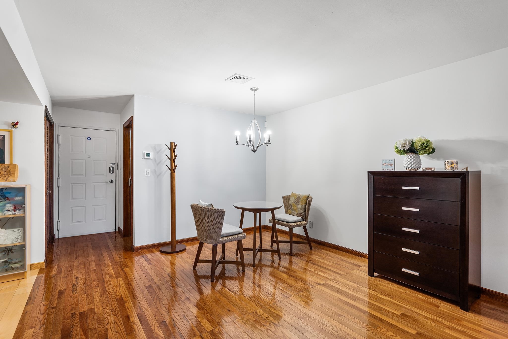 9249 KENNEDY BLVD - Photo 5