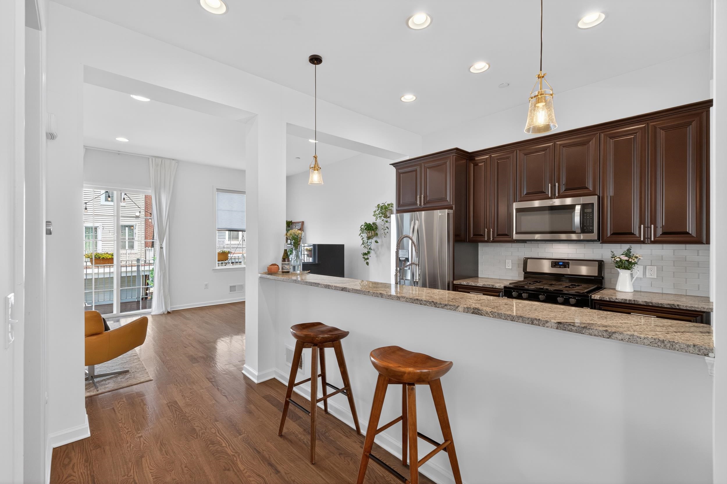 197 ROOSEVELT DR - Photo 12