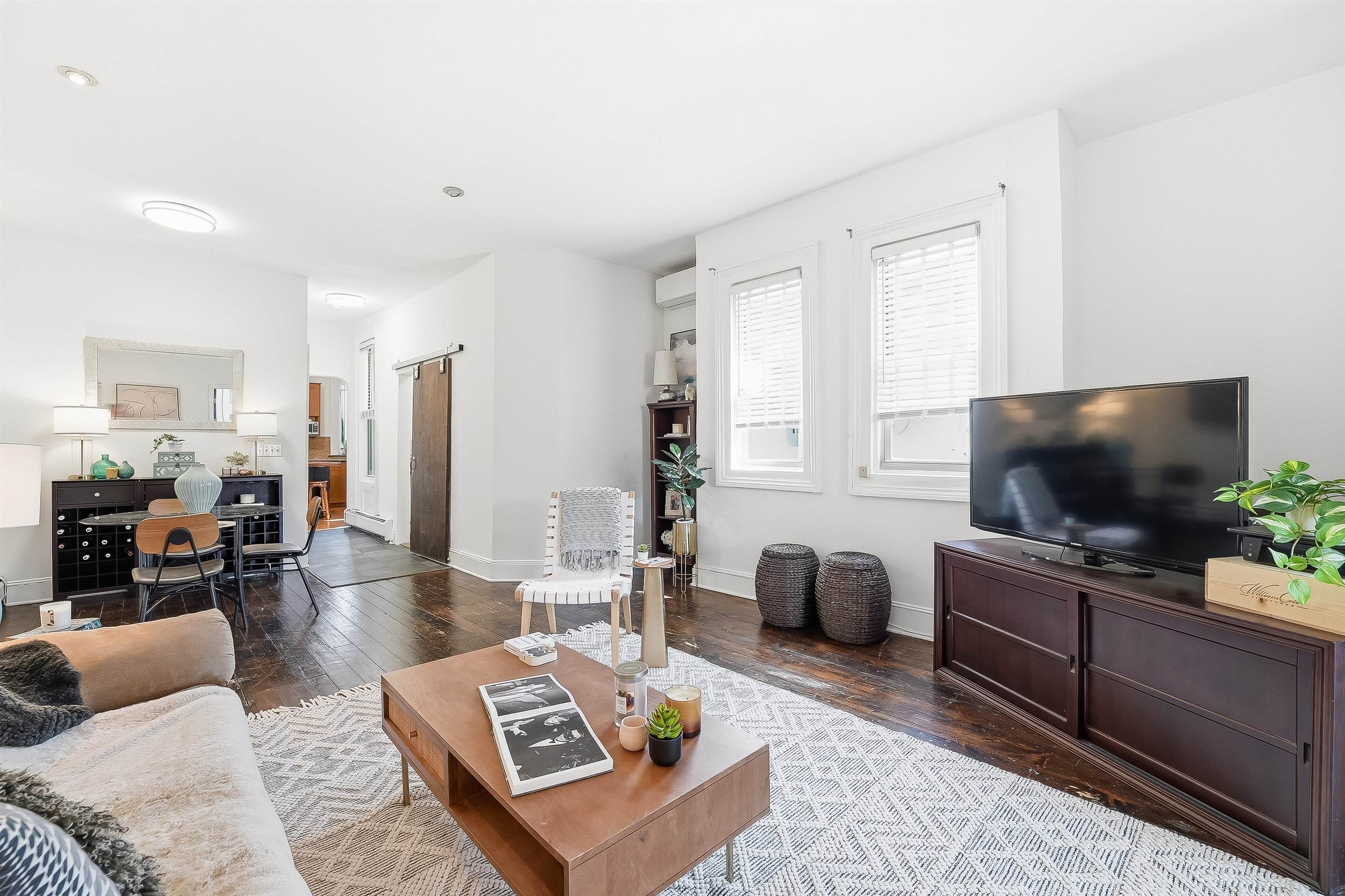 913-915 WILLOW AVE - Photo 3