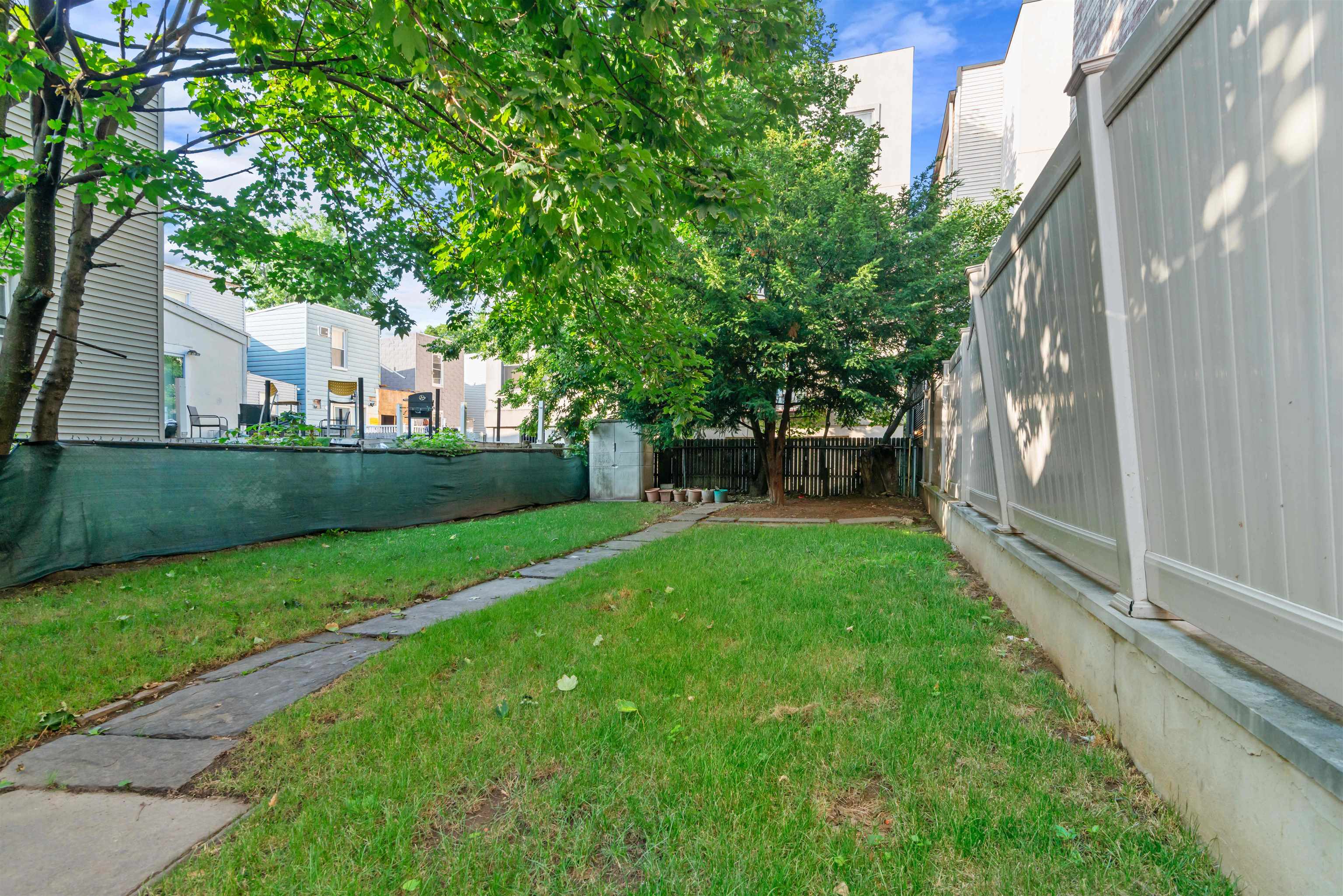 509 3RD ST