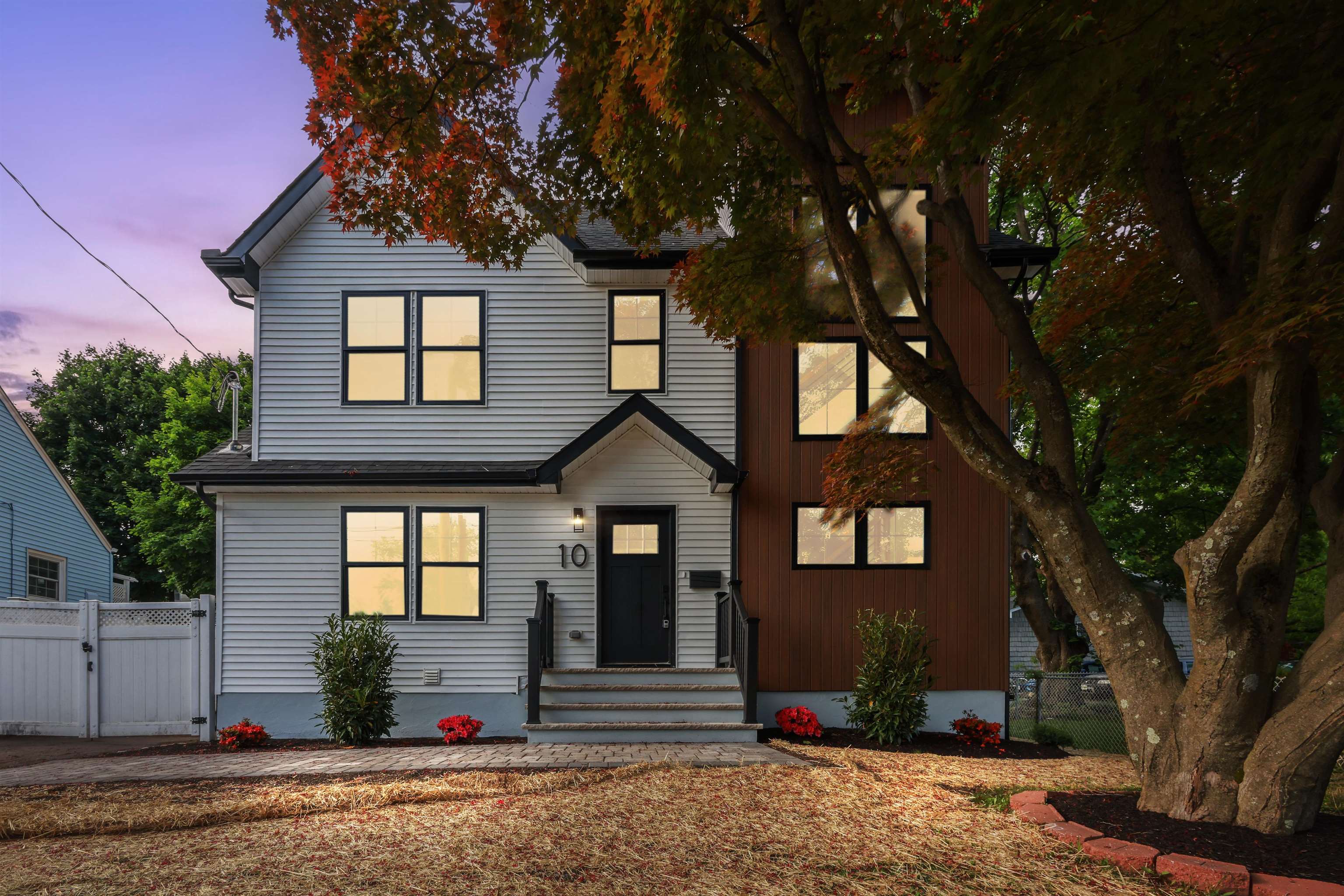 10 ROSE ST - Photo 4
