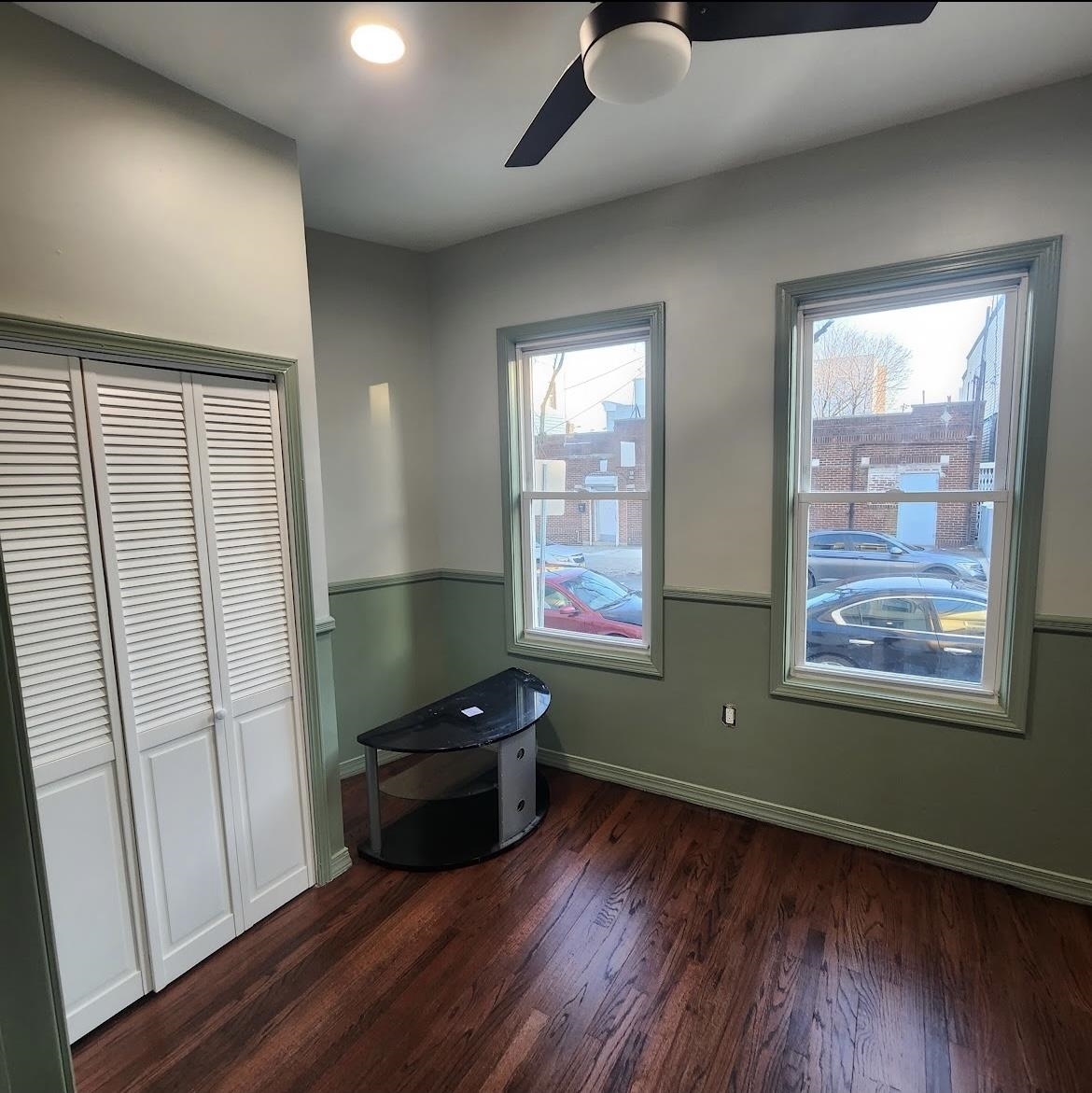 119 CLENDENNY AVE #1L