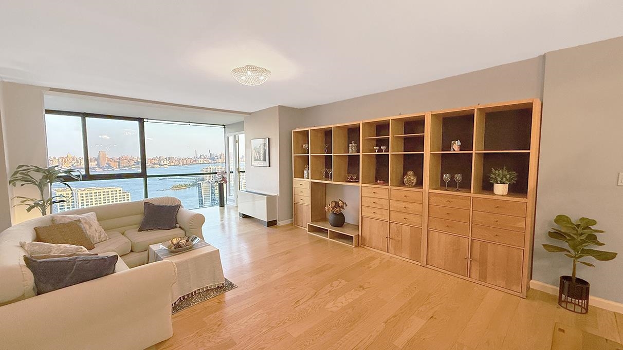 380 MOUNTAIN RD - Photo 3