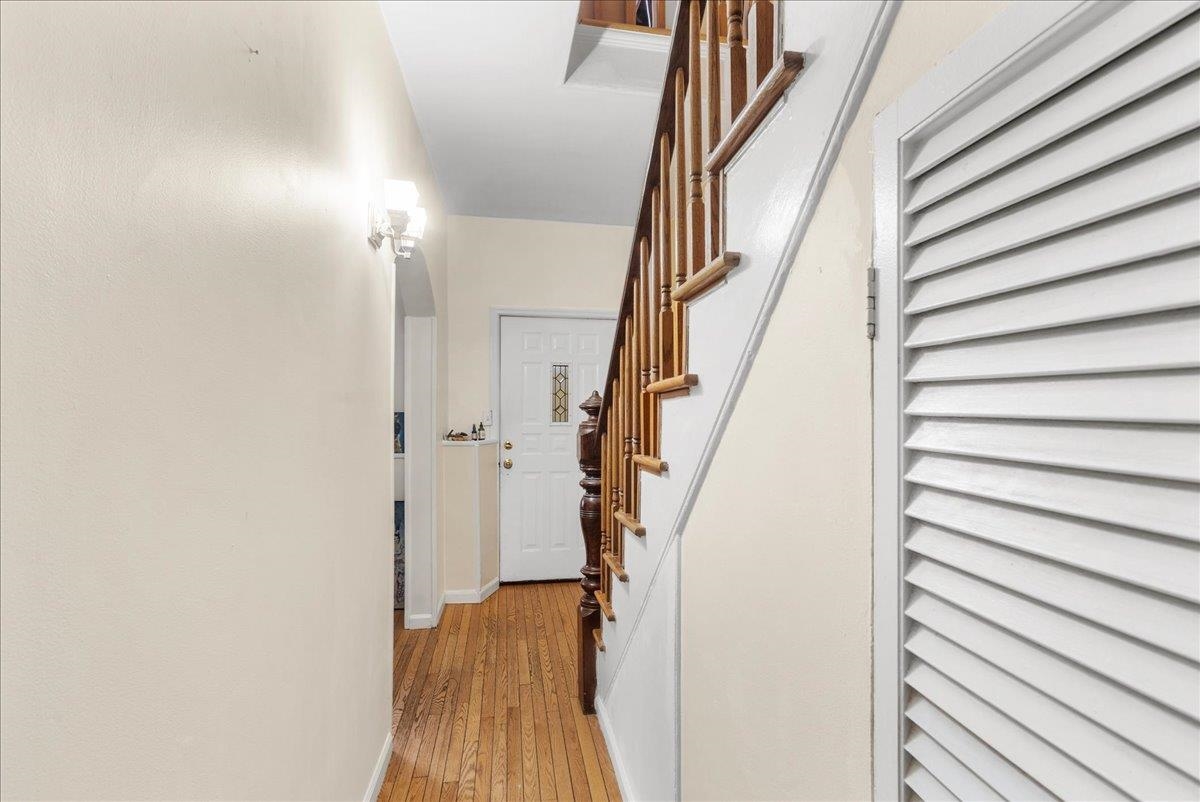 1009 PATERSON PLANK RD