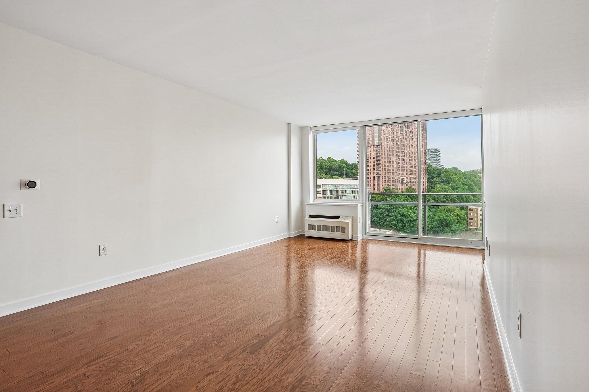 1215 HUDSON PARK - Photo 3