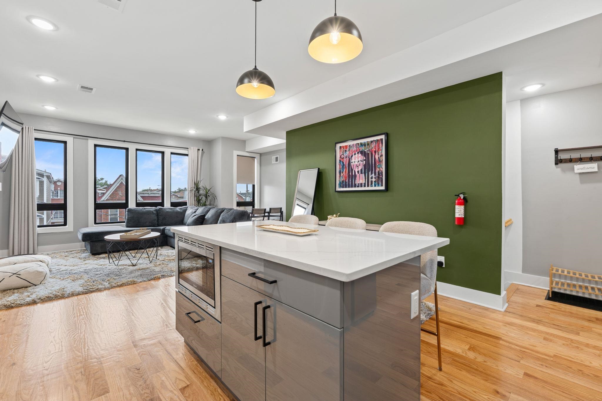 246 CLINTON AVE - Photo 5