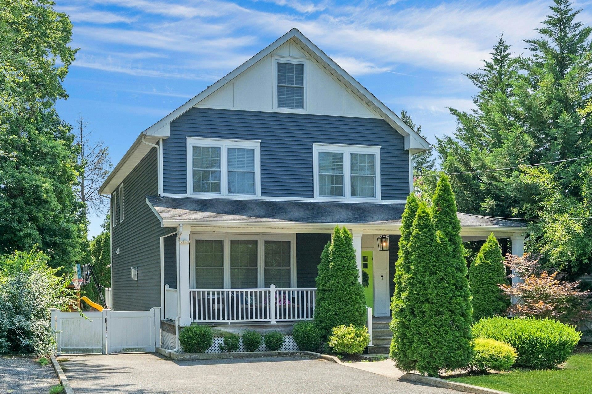 163 WOODWARD AVE - Photo 3