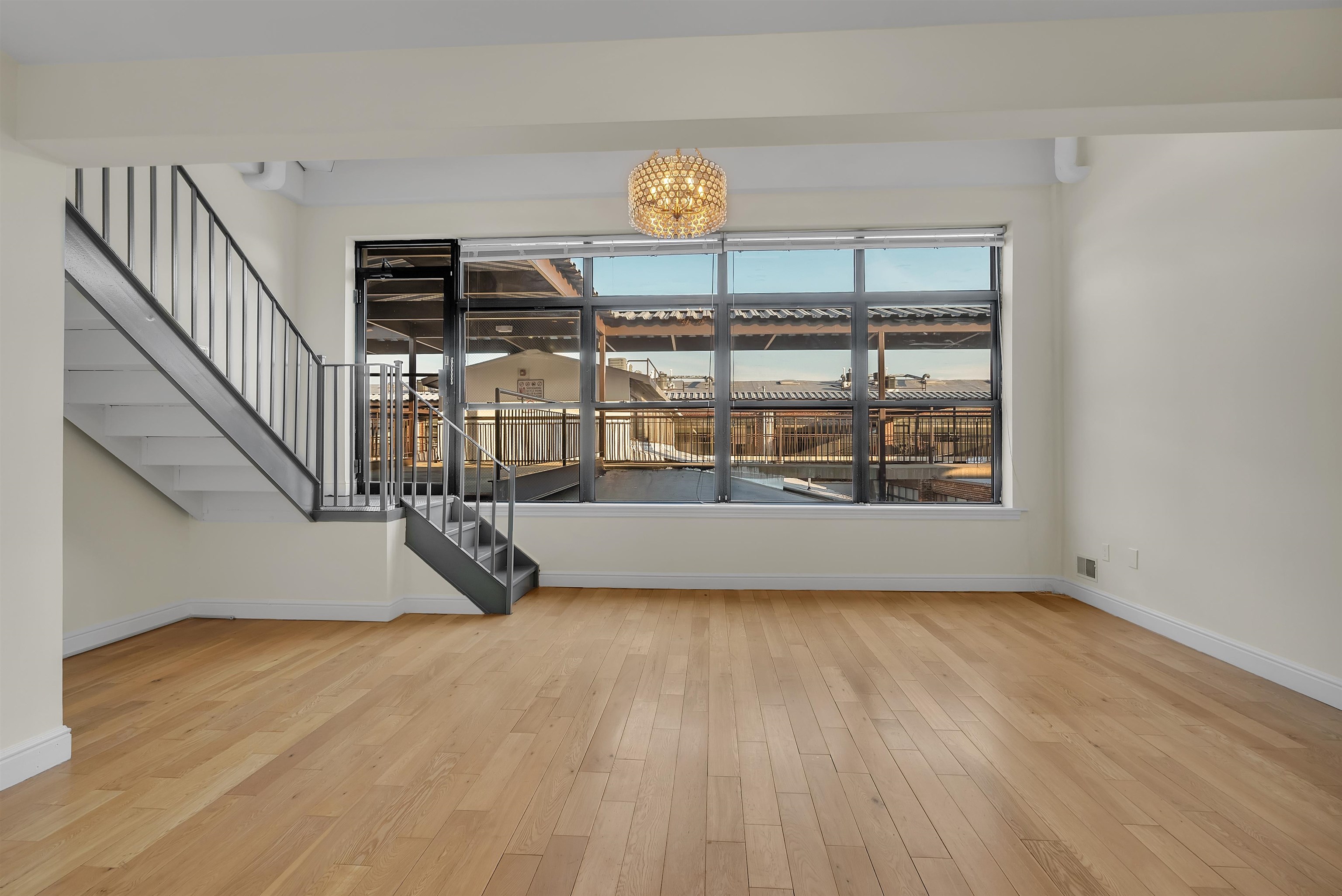 300 COMMUNIPAW AVE - Photo 3