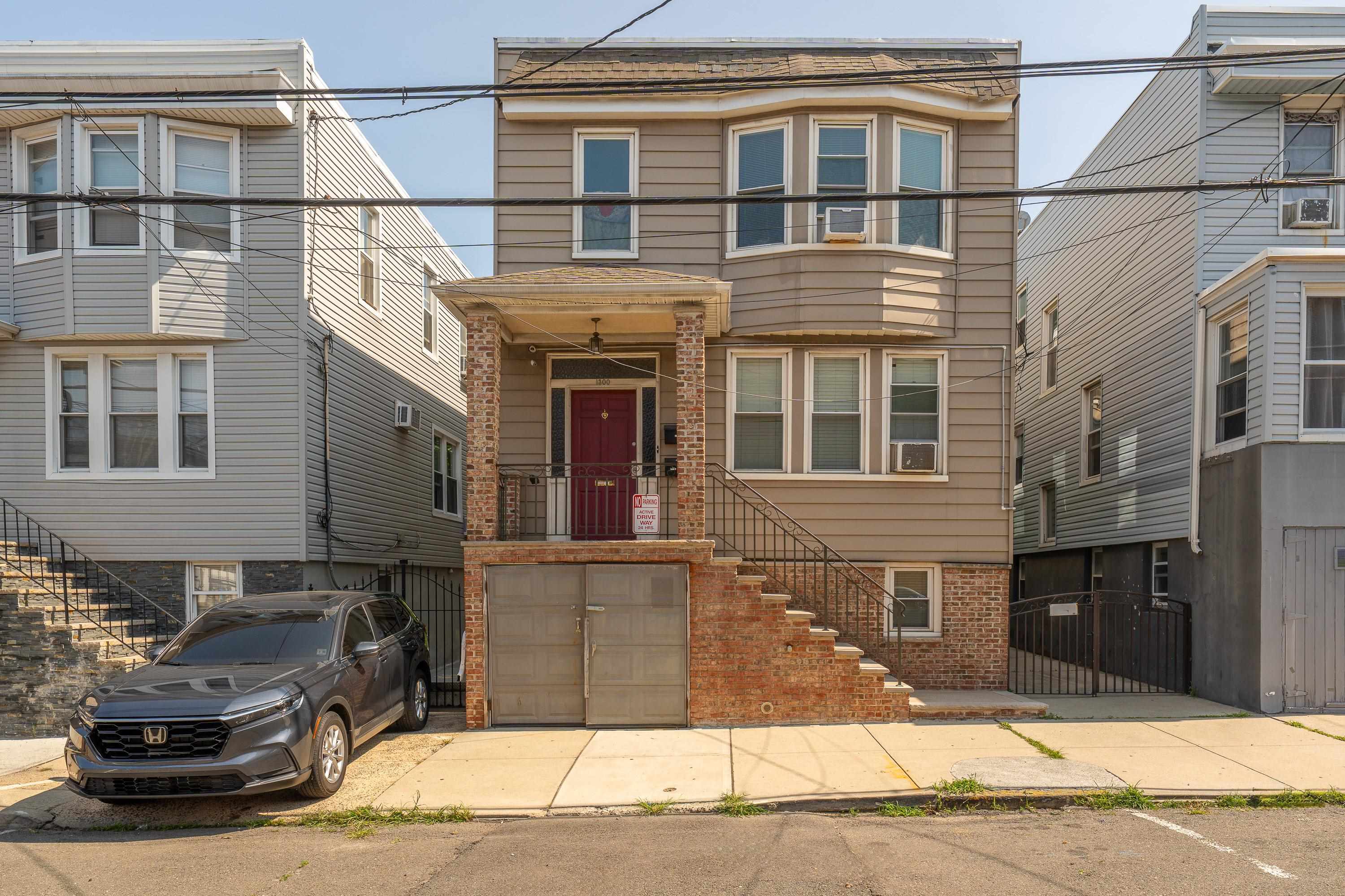 1300 7TH ST - Photo 2