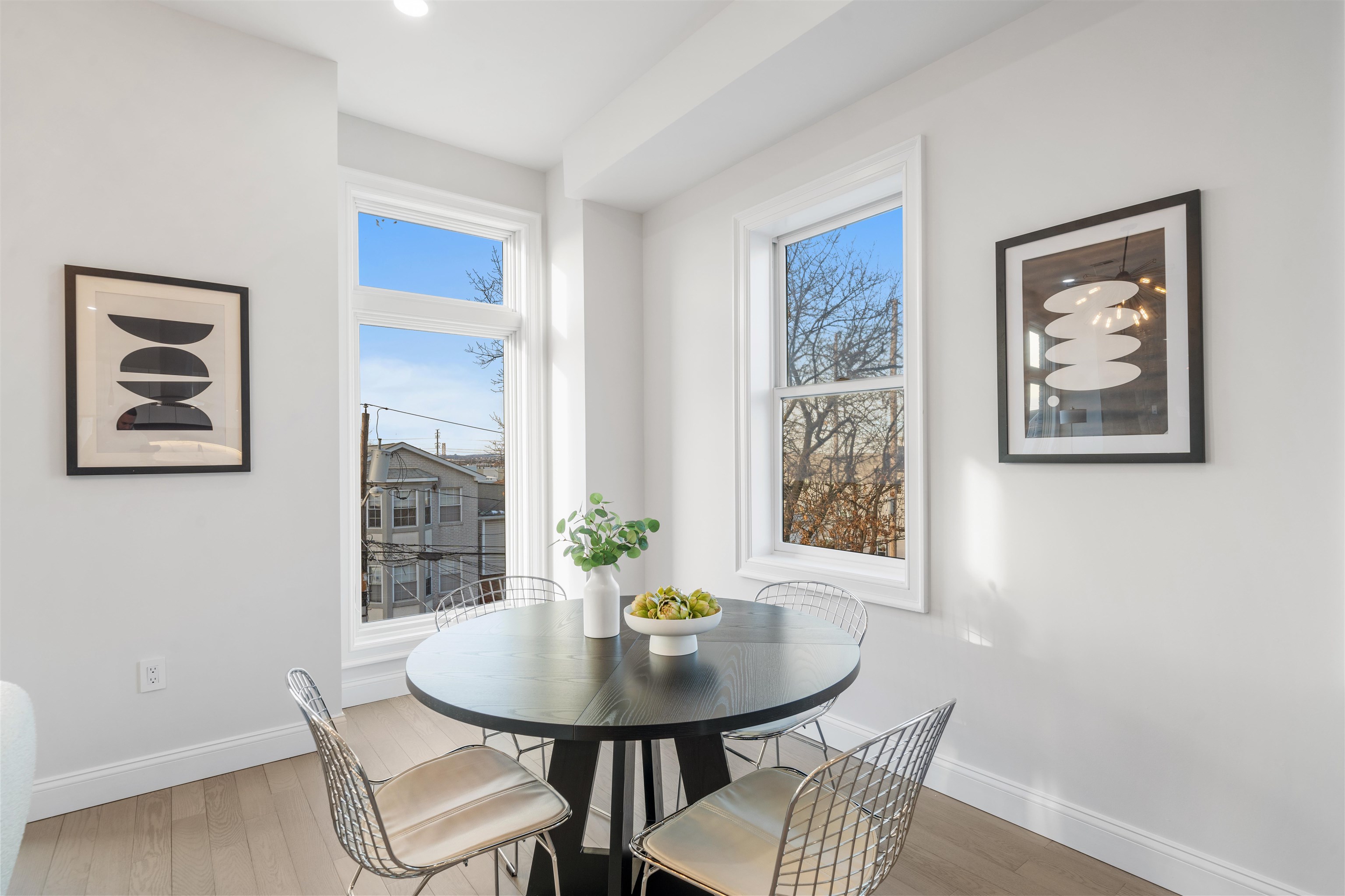 272 TERRACE AVE #2