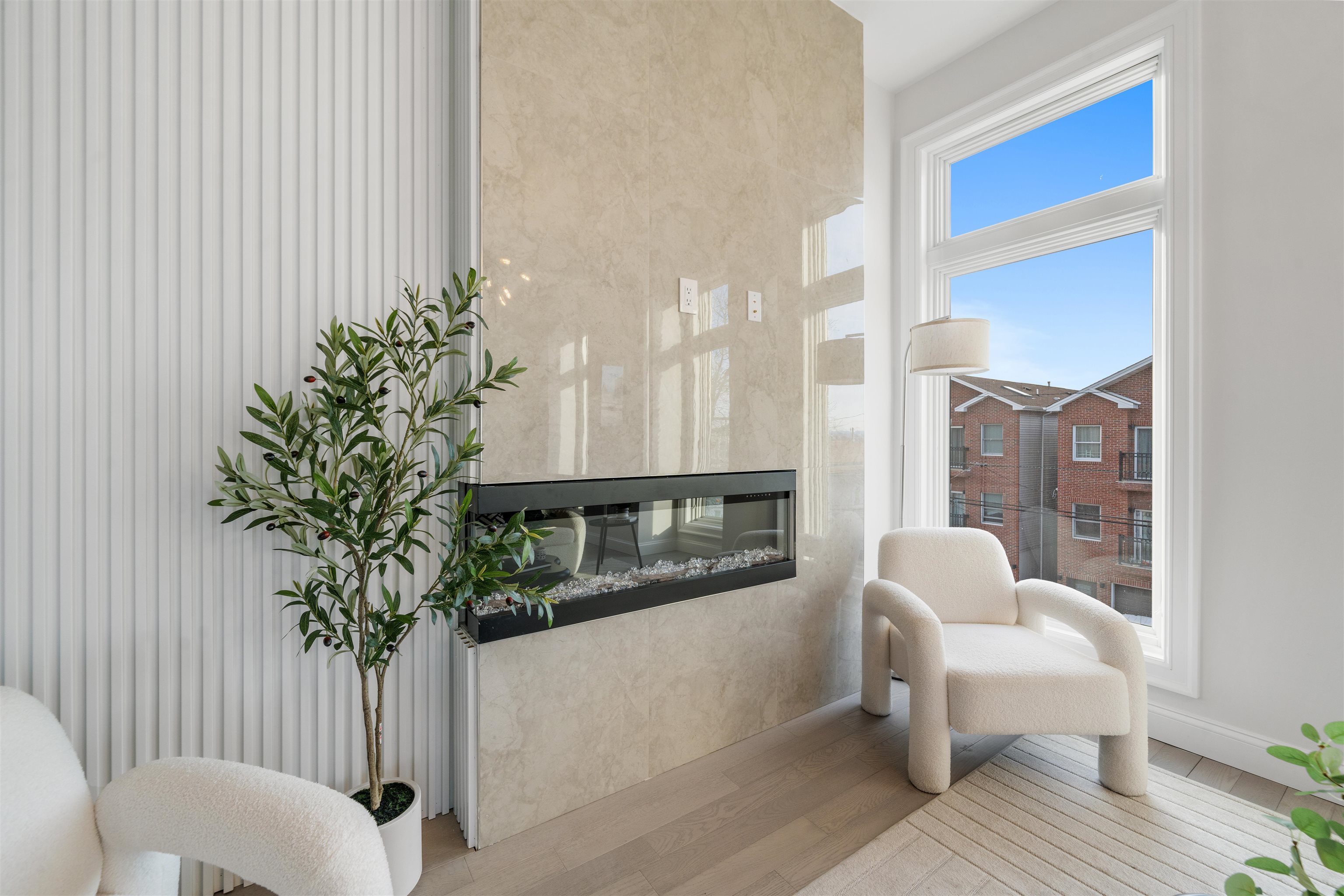 272 TERRACE AVE #2