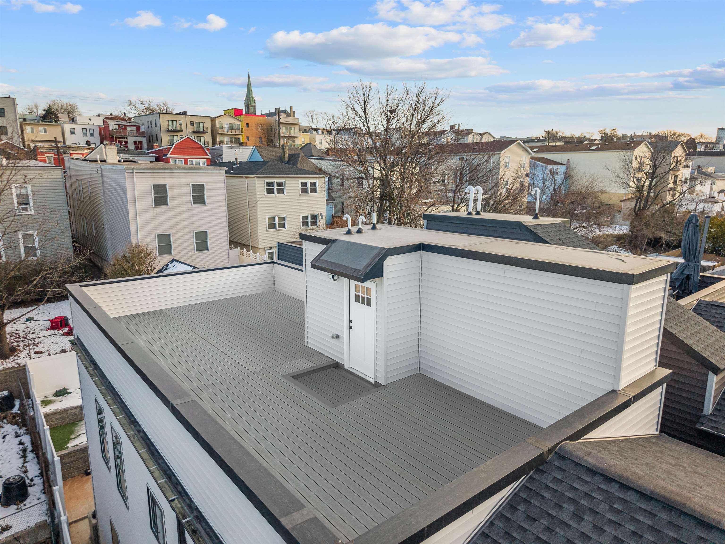 272 TERRACE AVE #2