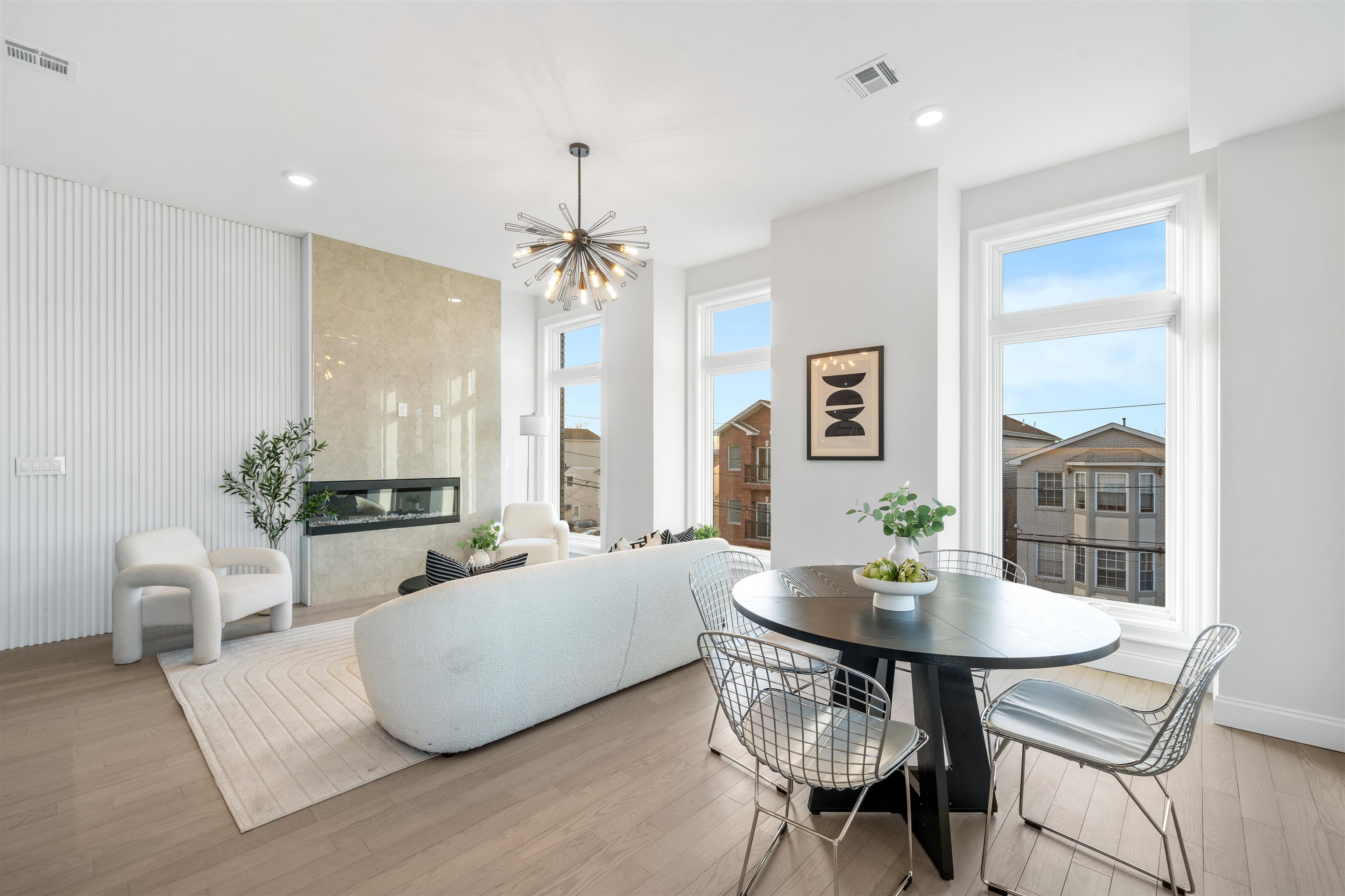272 TERRACE AVE #2