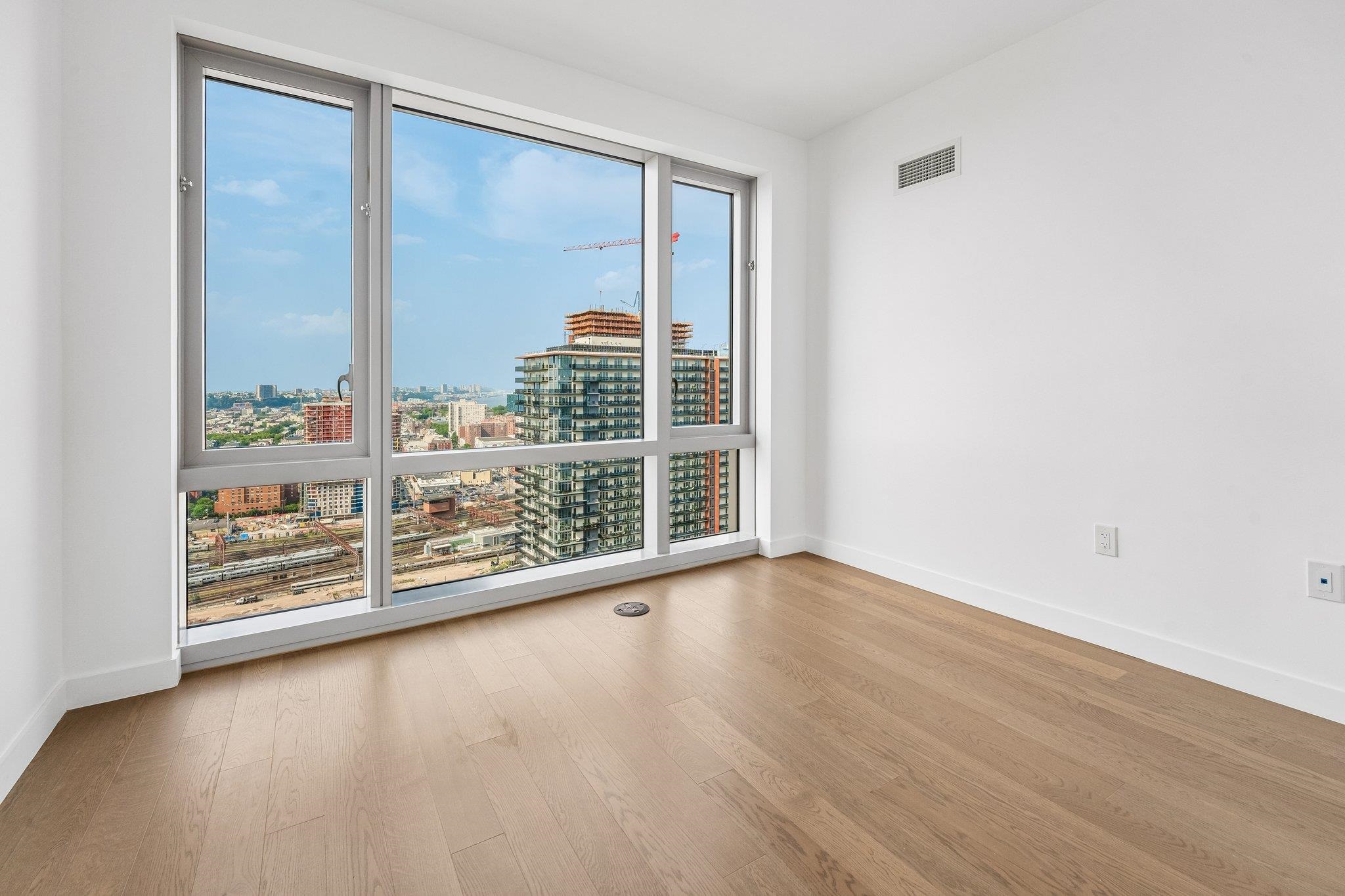 75 PARK LANE SOUTH #3202