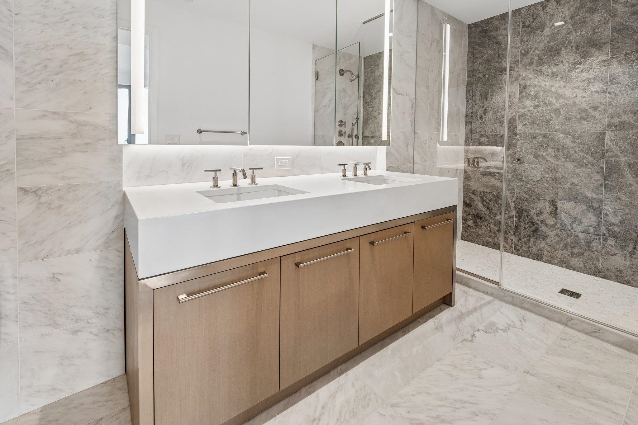 75 PARK LANE SOUTH #3202