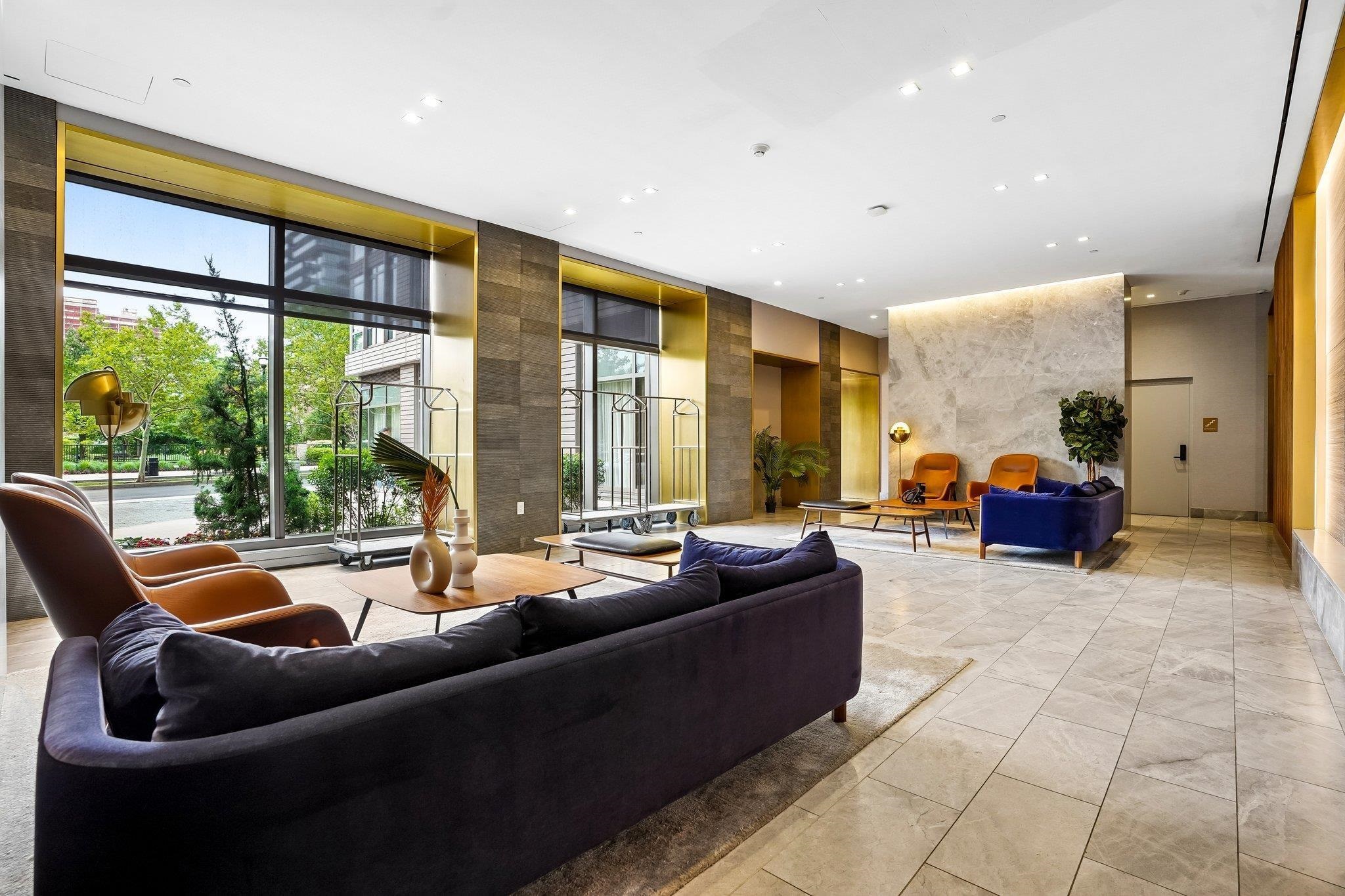 75 PARK LANE SOUTH #3202
