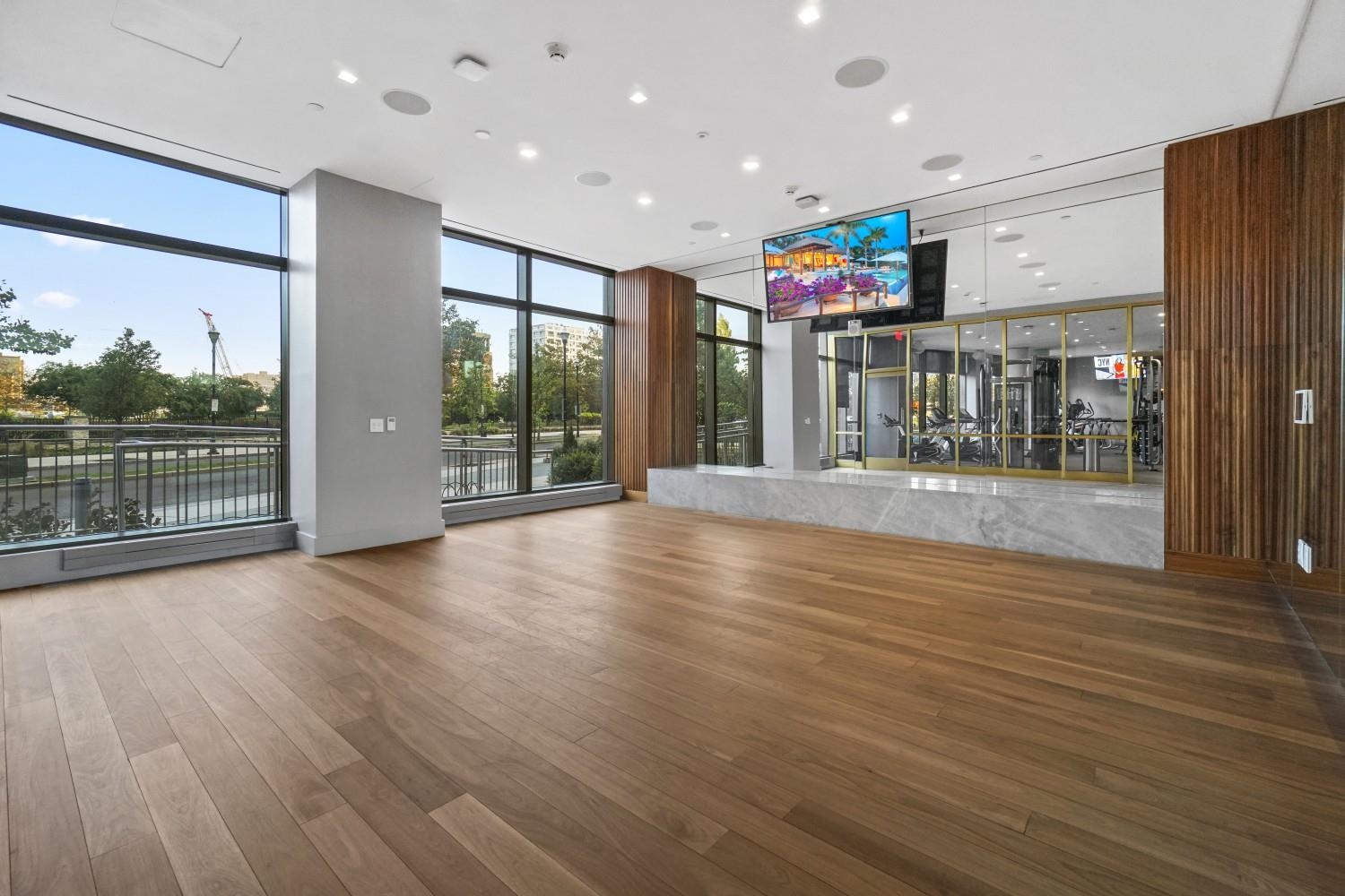 75 PARK LANE SOUTH #3202