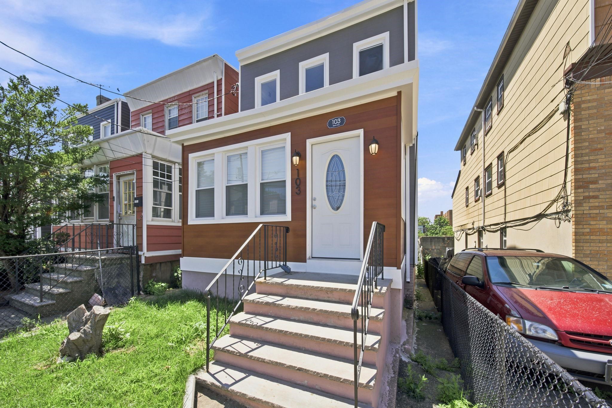 103 BOYD AVE
