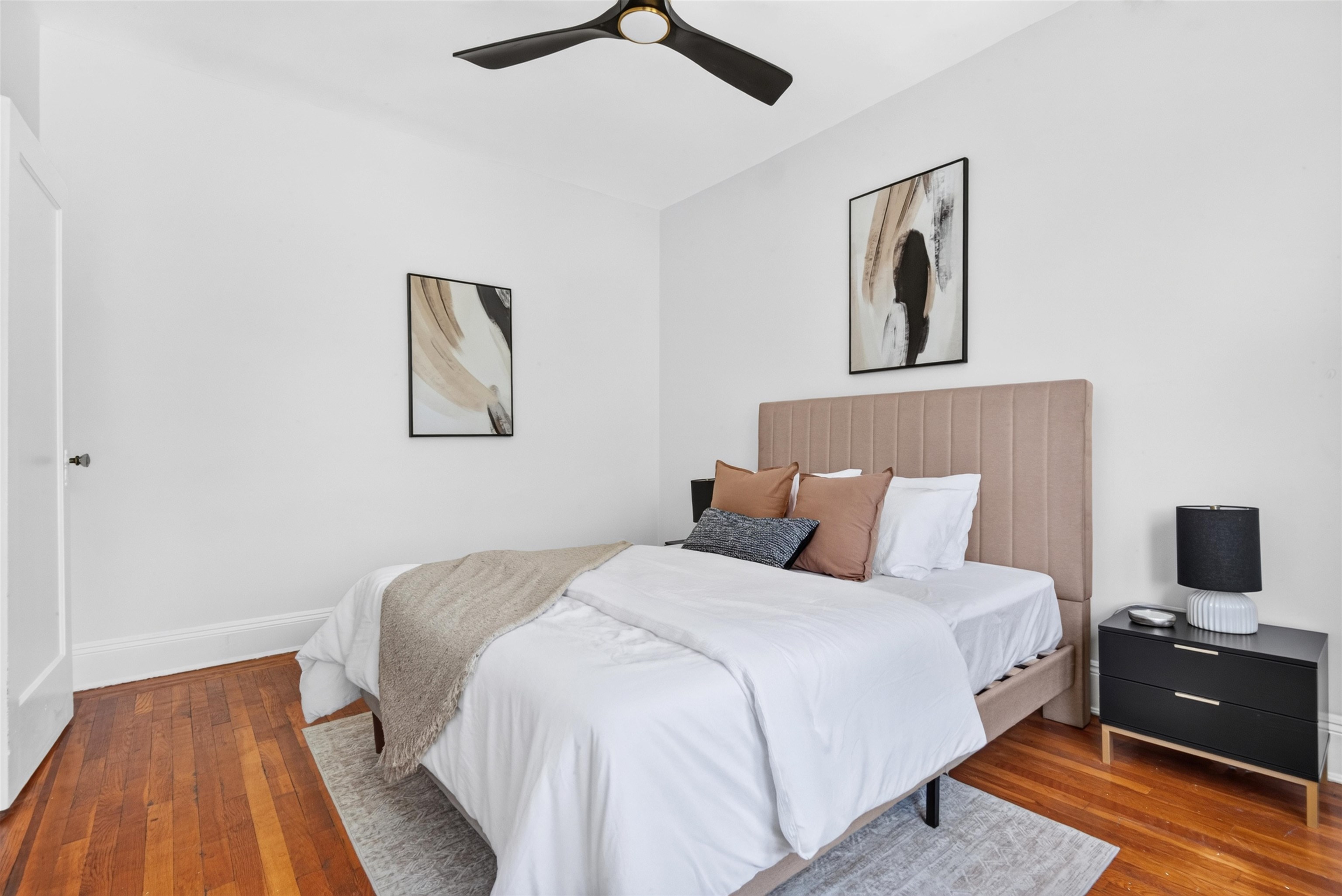 122 WEST 39TH ST #D2