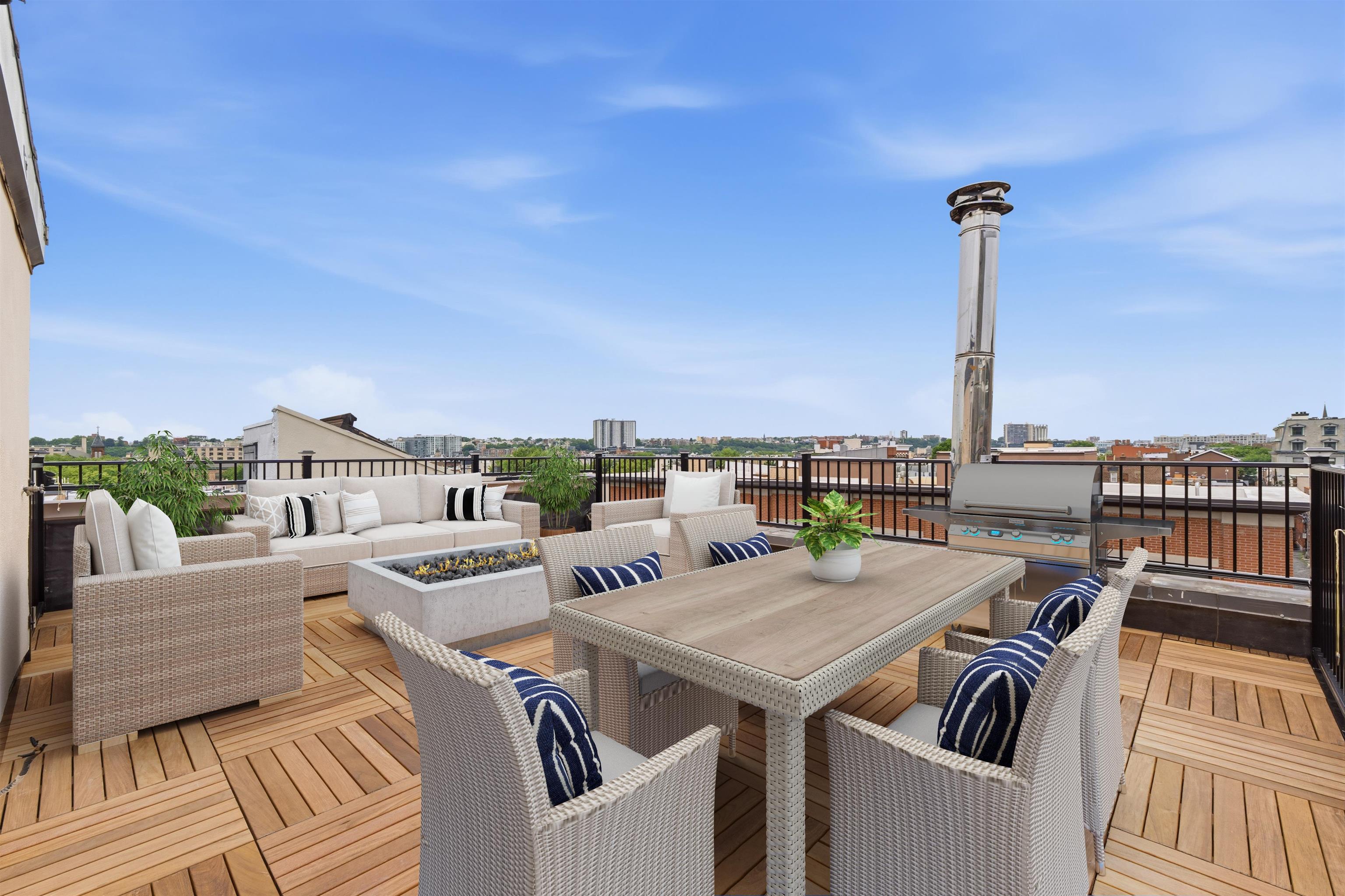 61 5TH ST #3