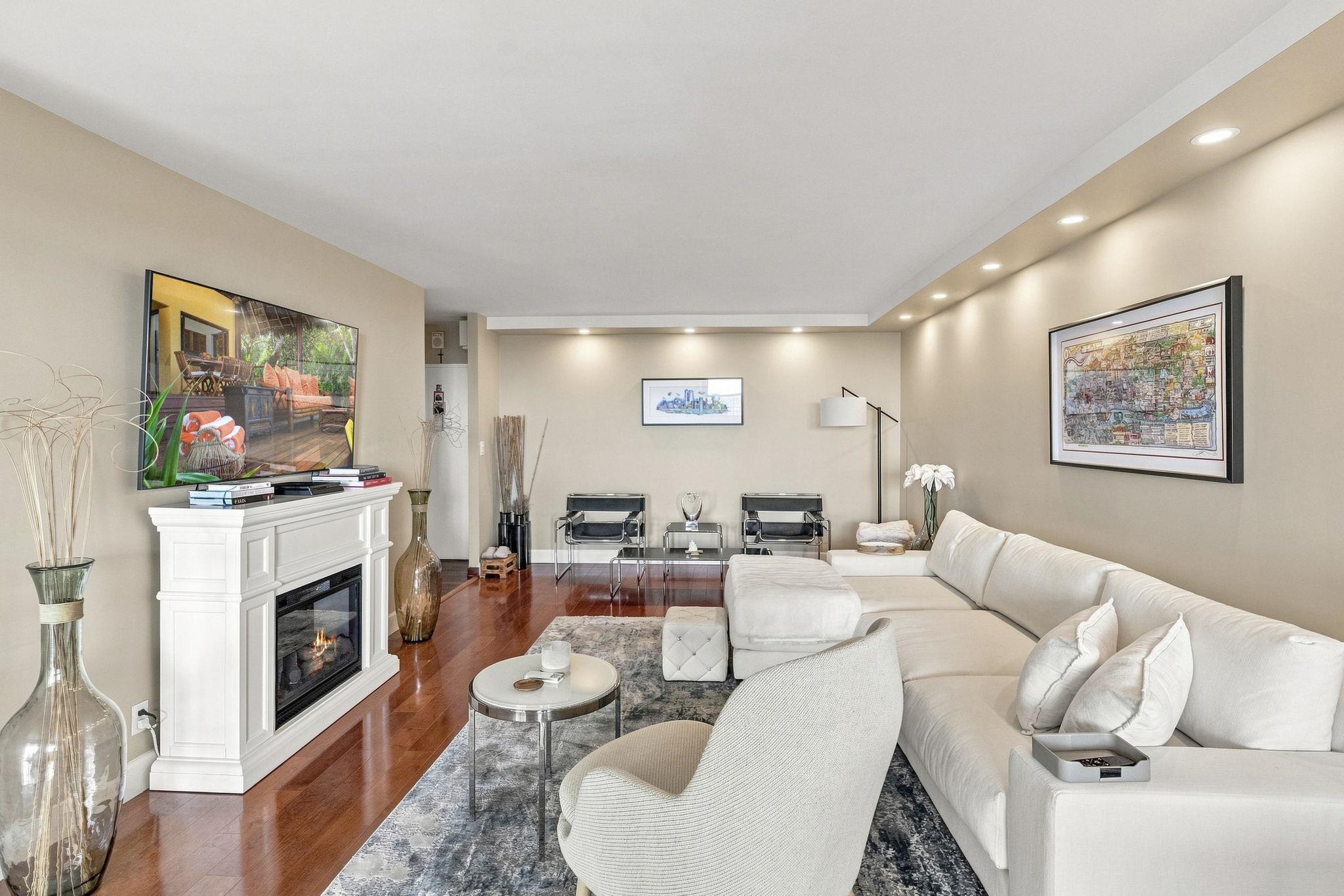 7855 BLVD EAST #20F