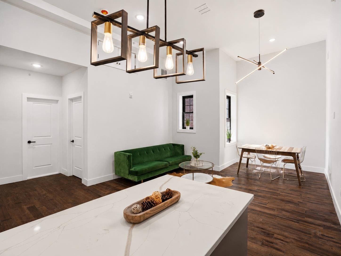 104 GLENWOOD AVE - Photo 3