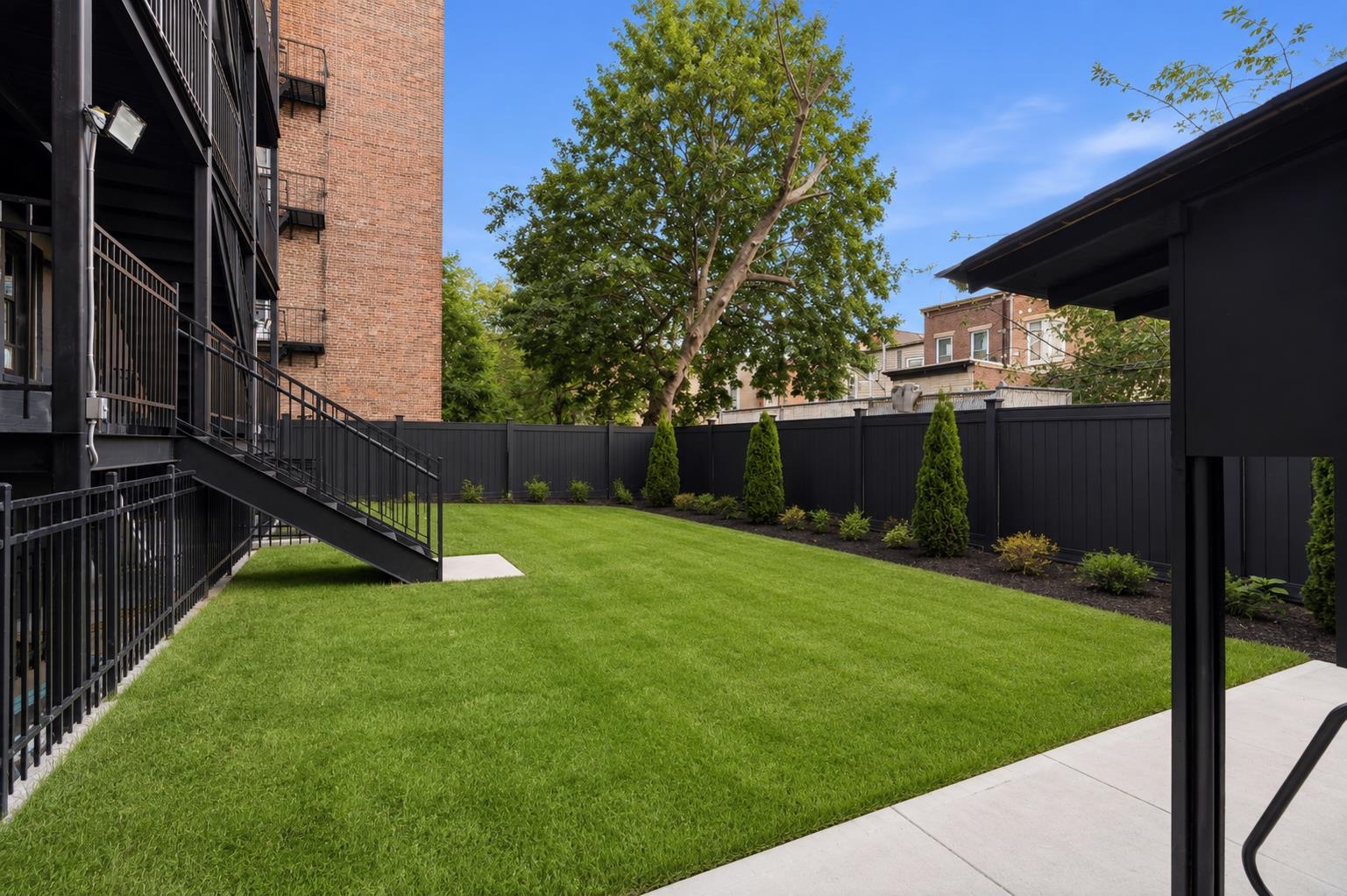 104 GLENWOOD AVE #004