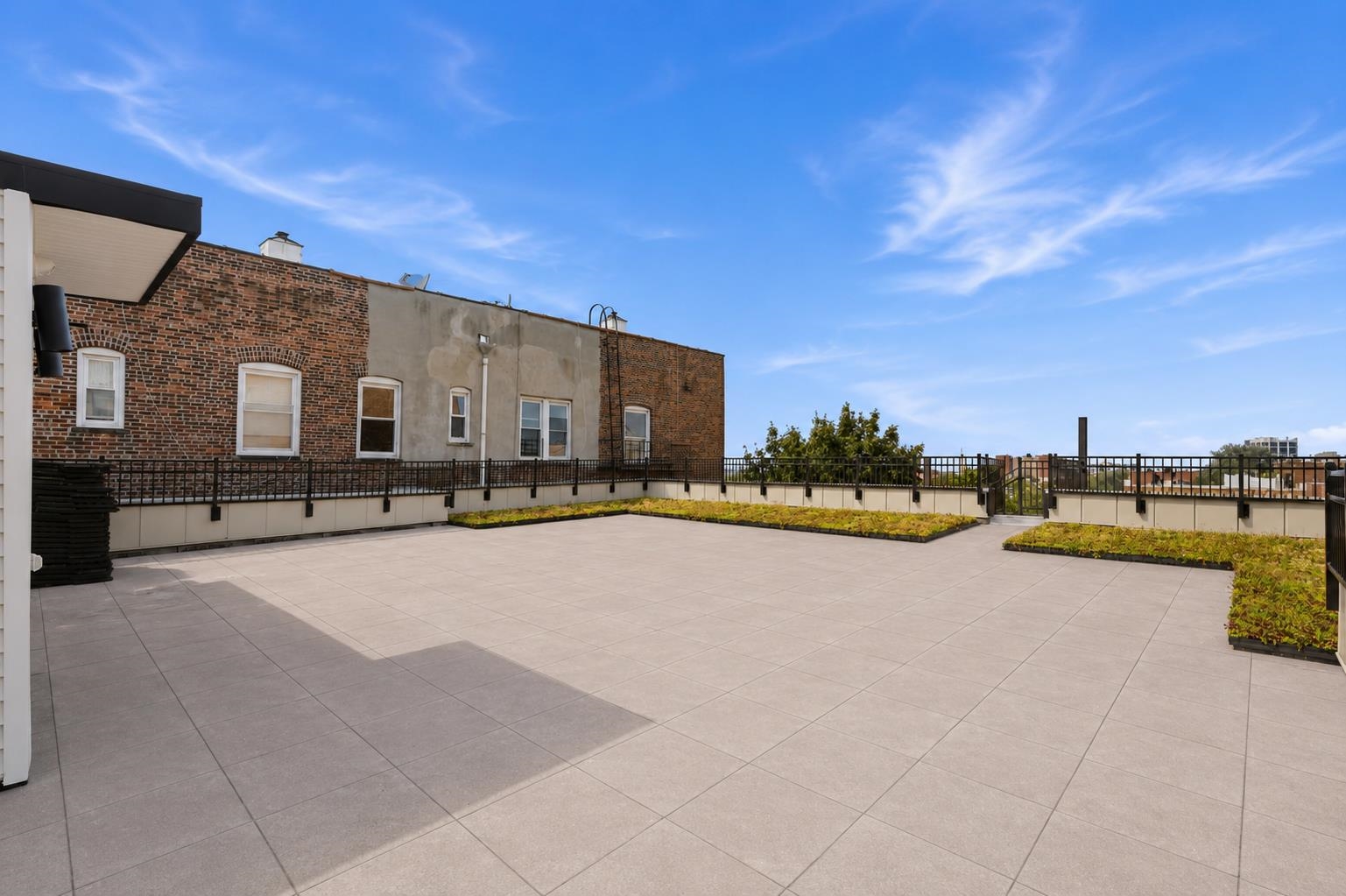 104 GLENWOOD AVE #004