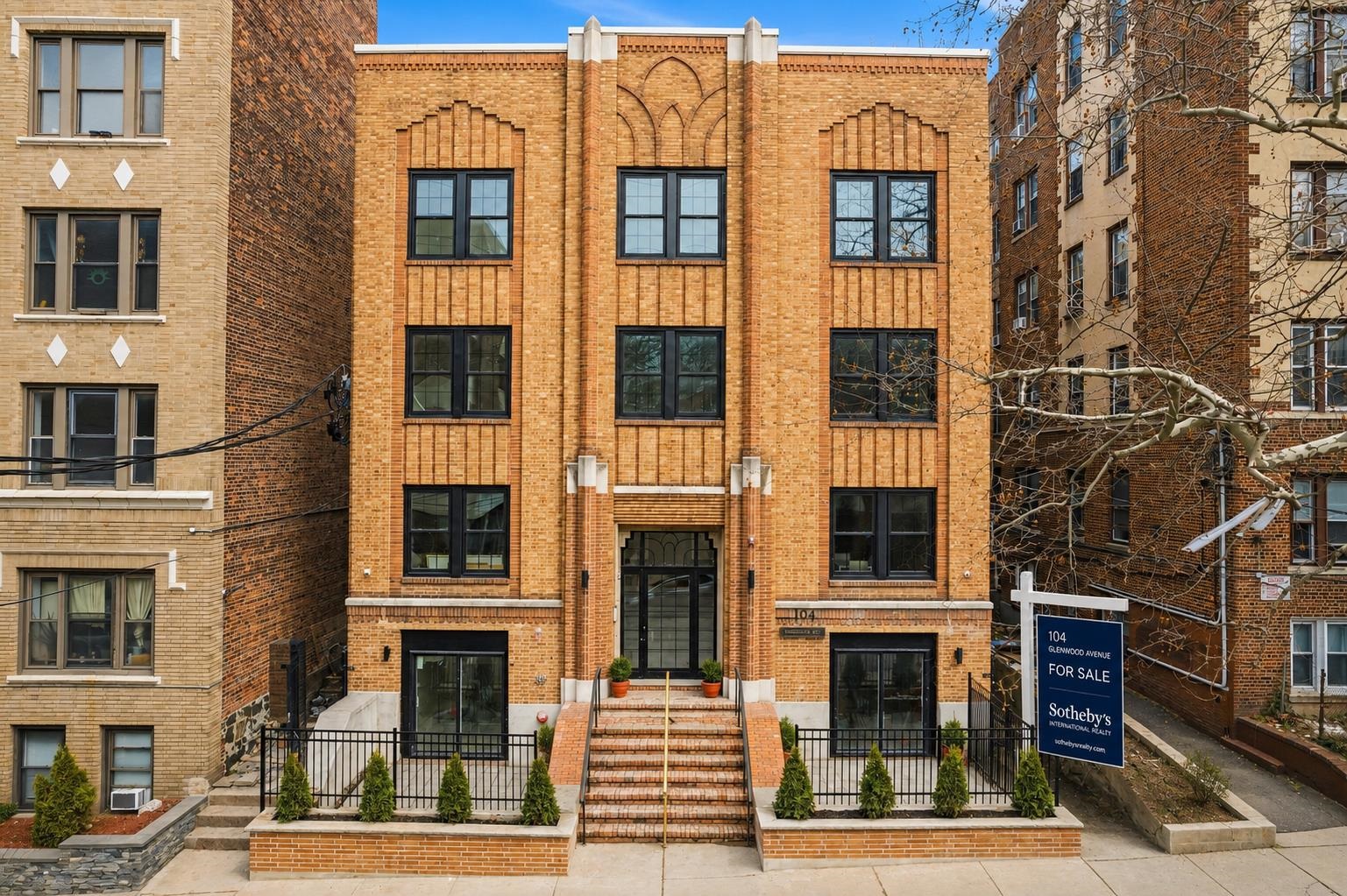 104 GLENWOOD AVE #004