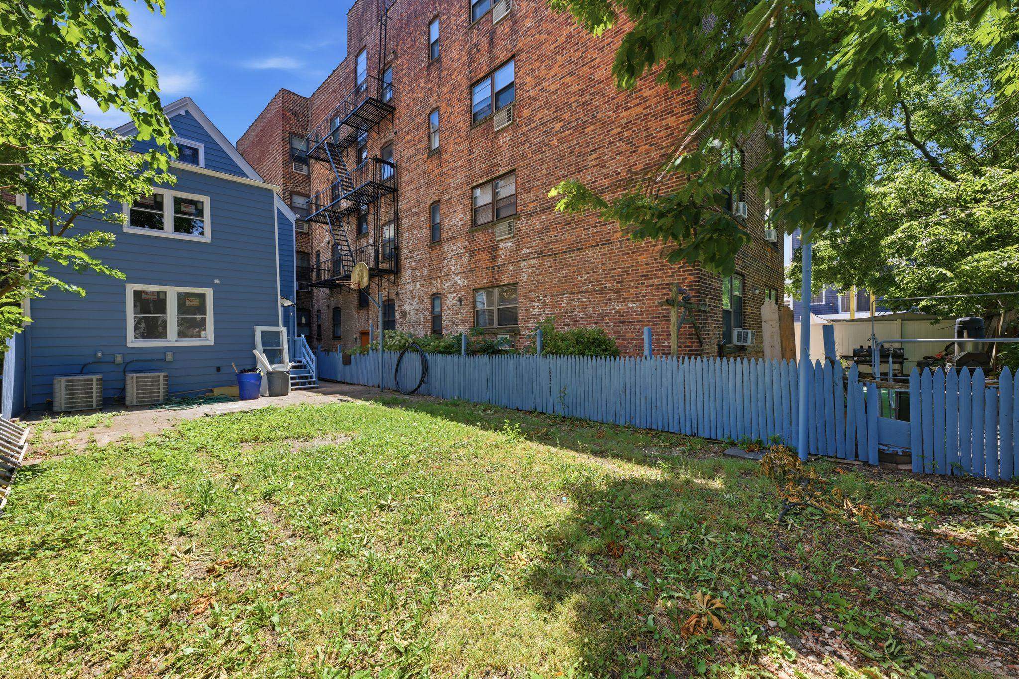 429 KENNEDY BLVD