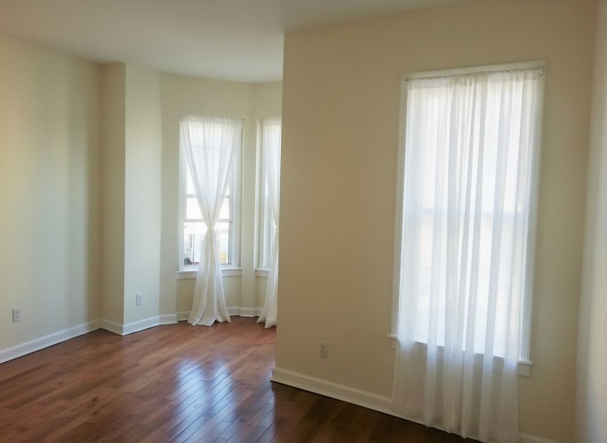 479 BERGEN AVE - Photo 2