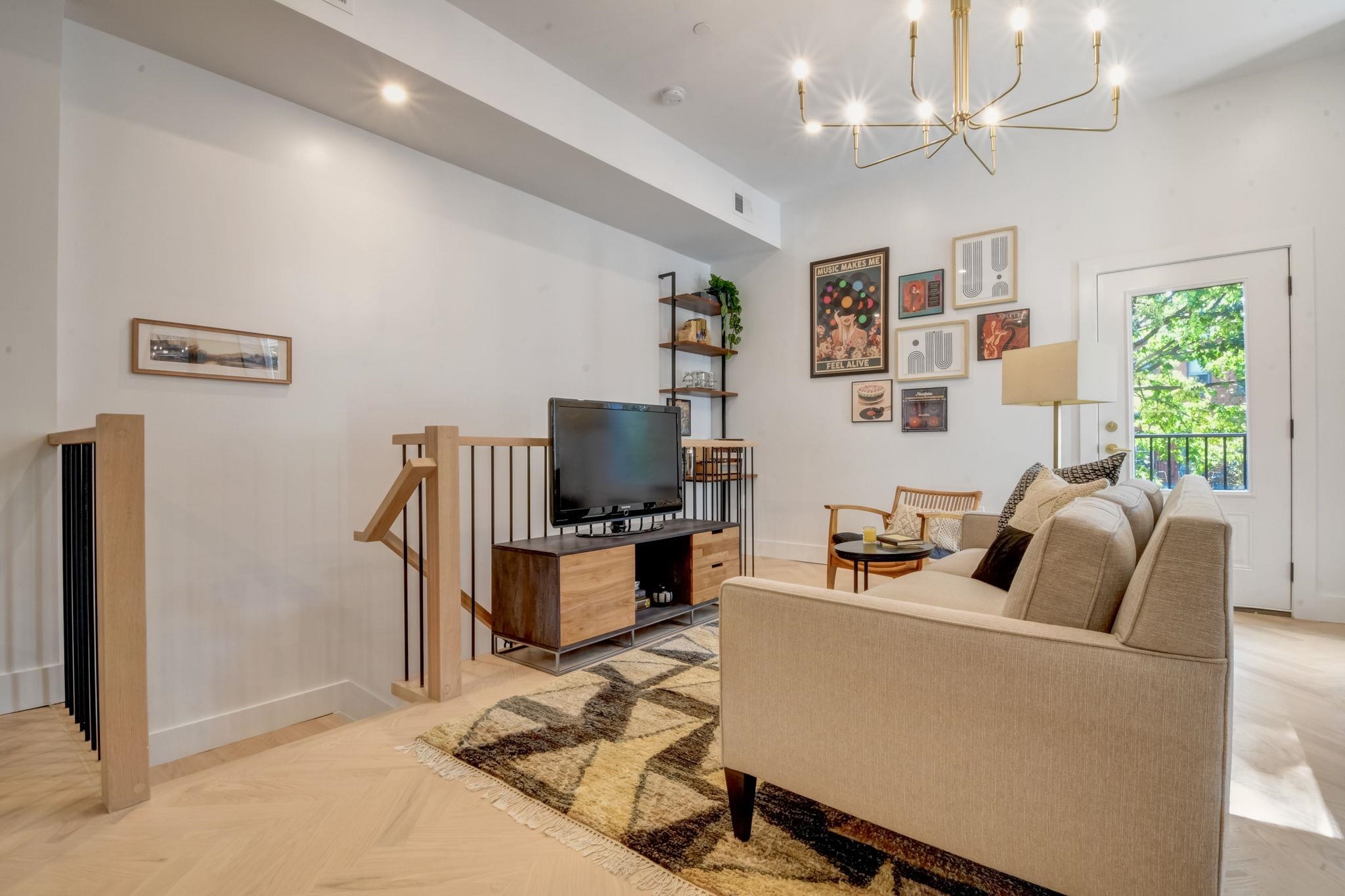 278 PACIFIC AVE #1