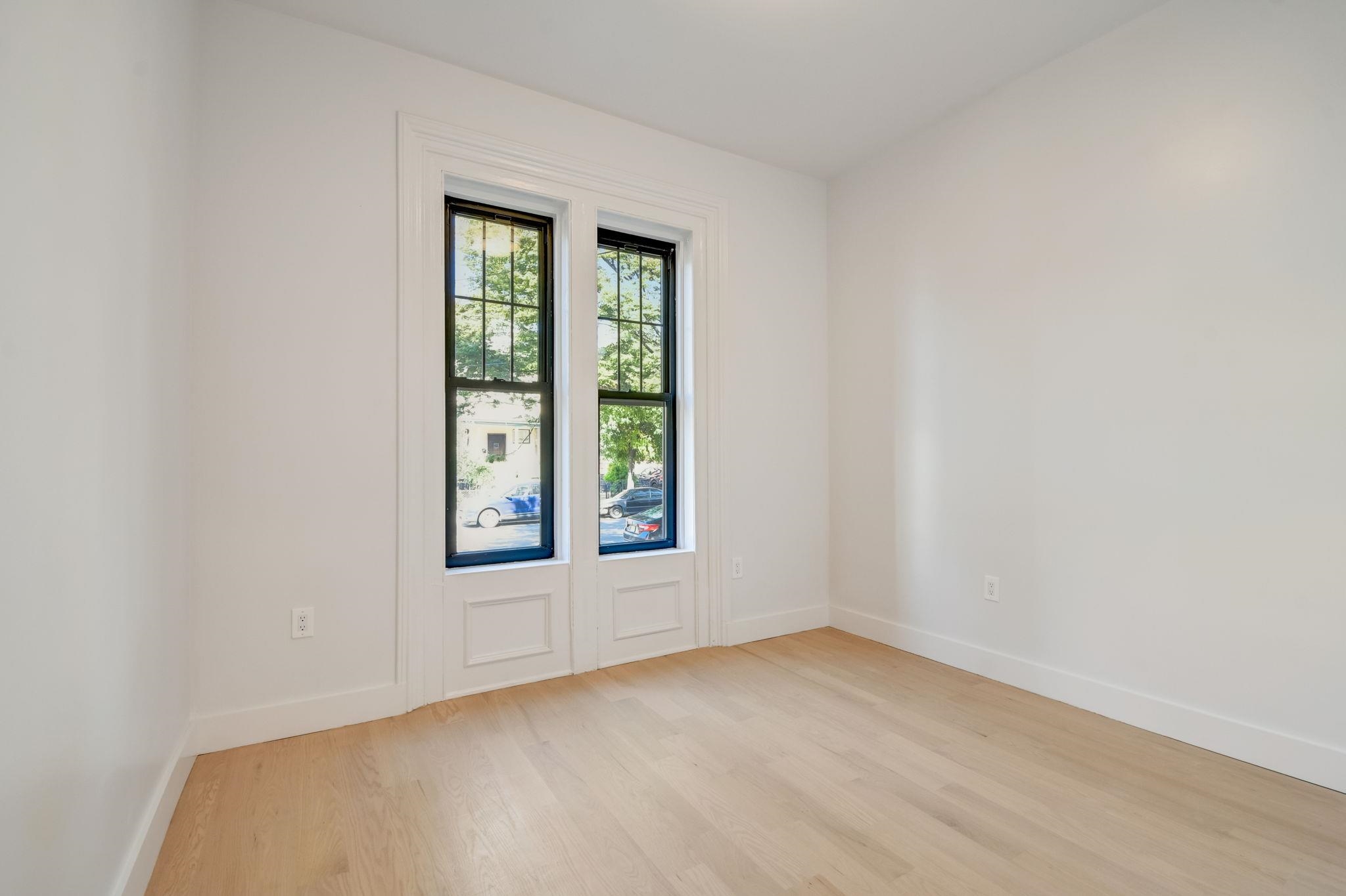 278 PACIFIC AVE #1