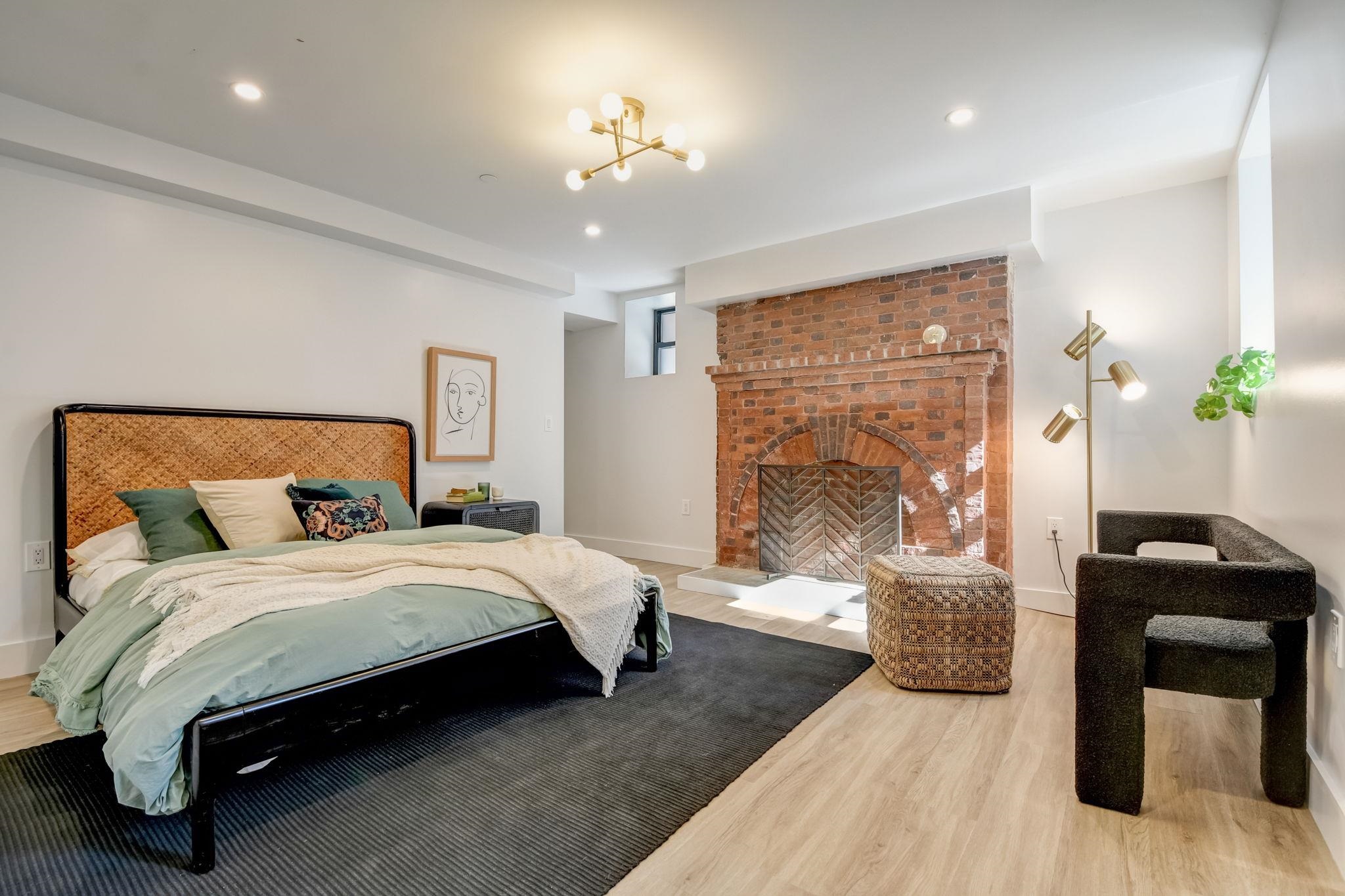 278 PACIFIC AVE #1