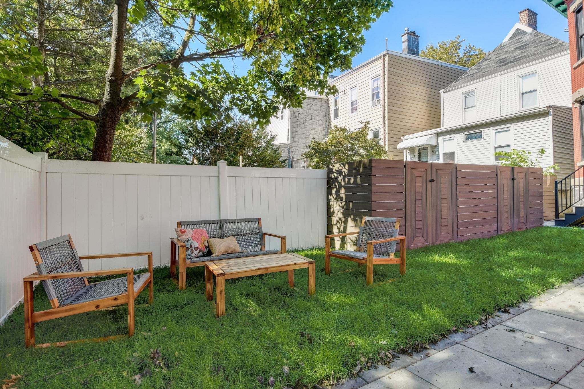 278 PACIFIC AVE #1