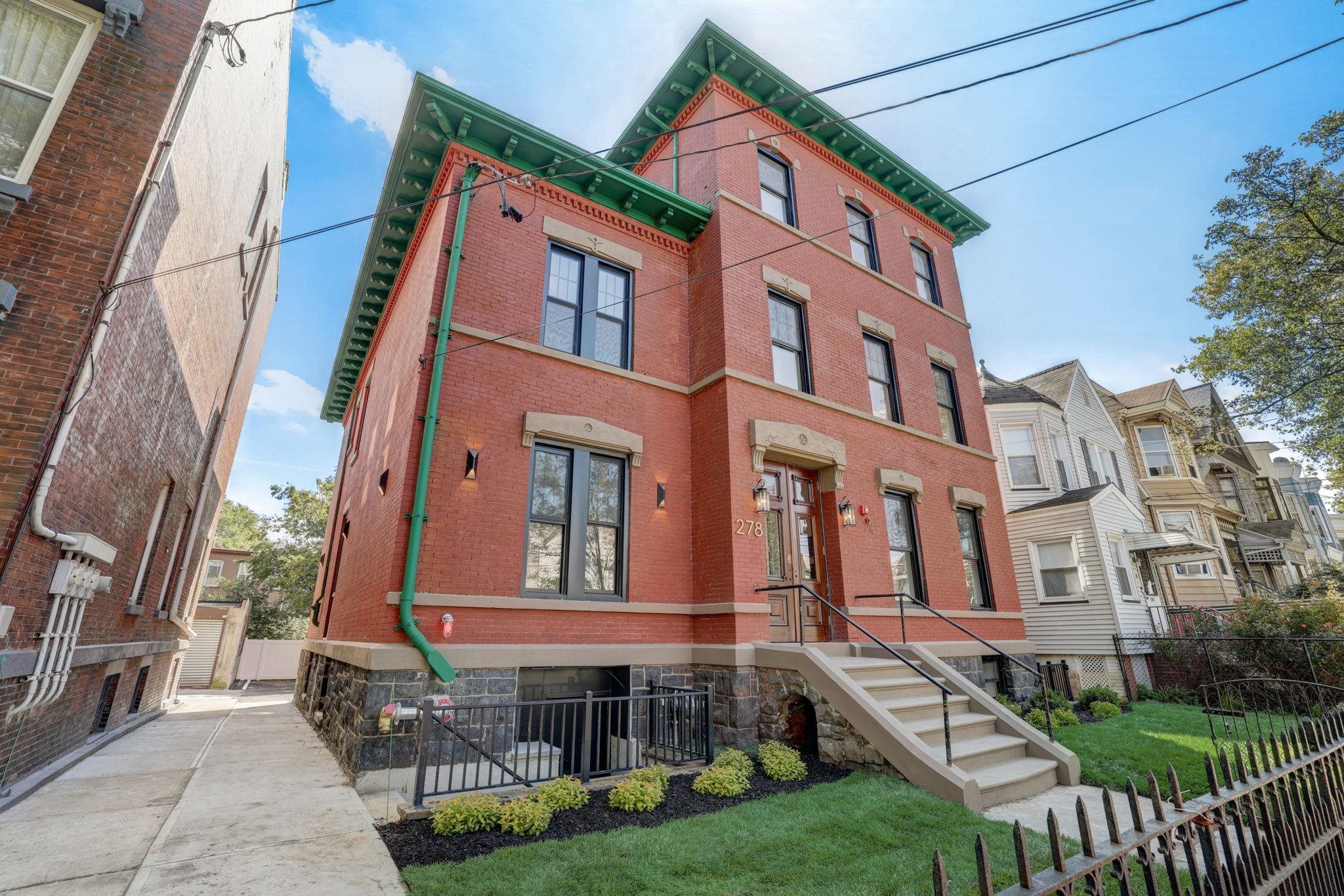 278 PACIFIC AVE #1