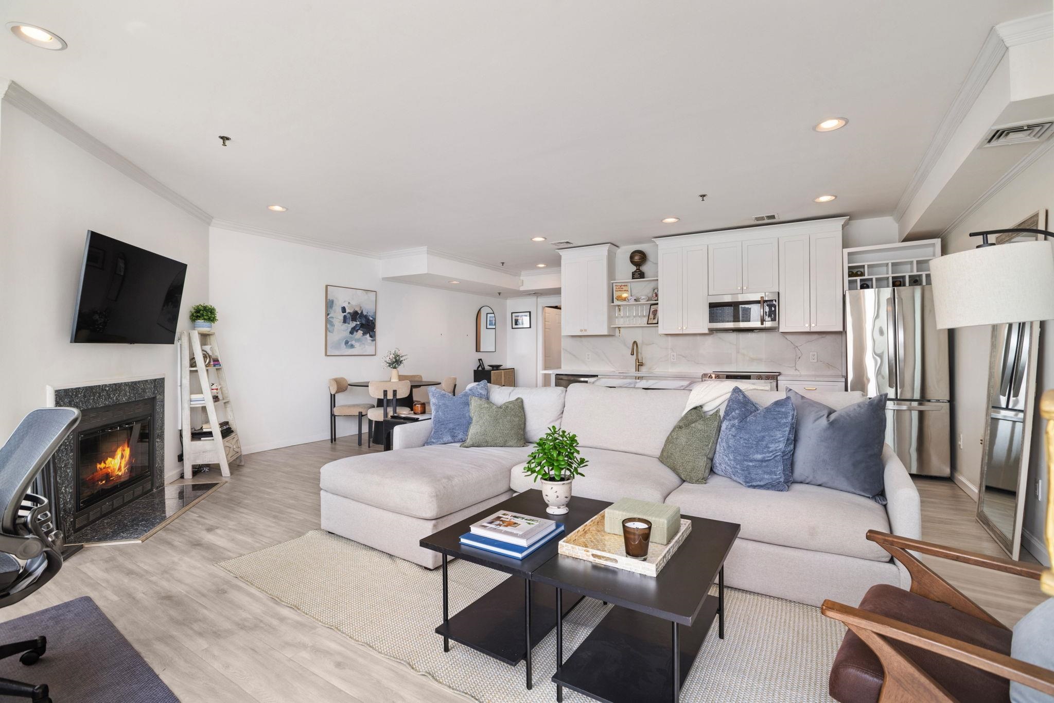 600 HARBOR BLVD #952