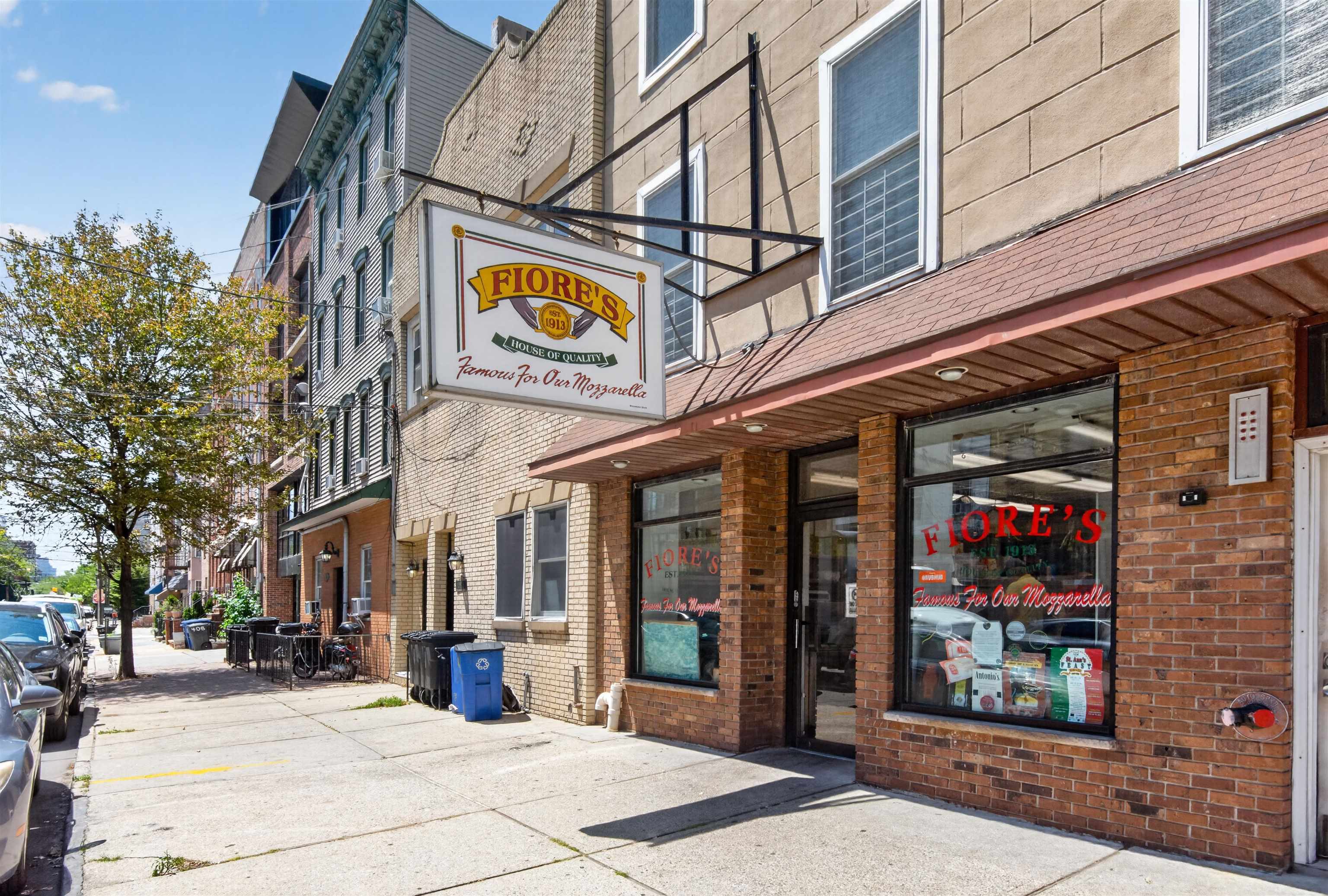 417 ADAMS ST #3L