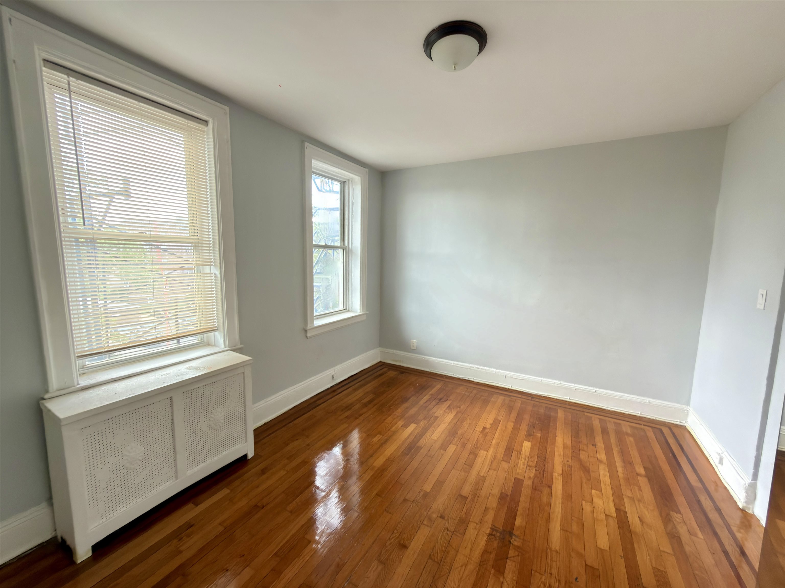 7435 BLVD EAST #39
