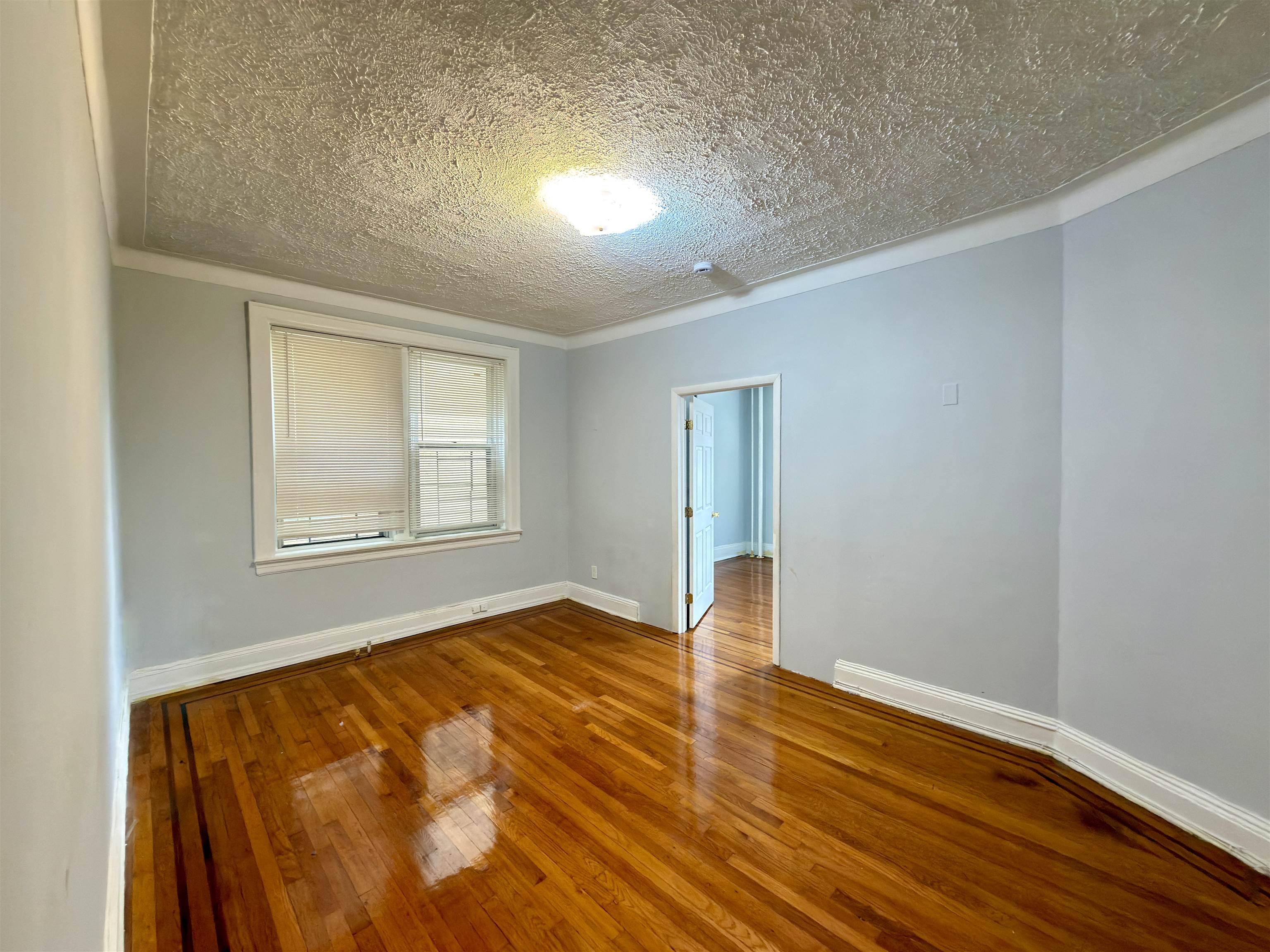 7435 BLVD EAST #39