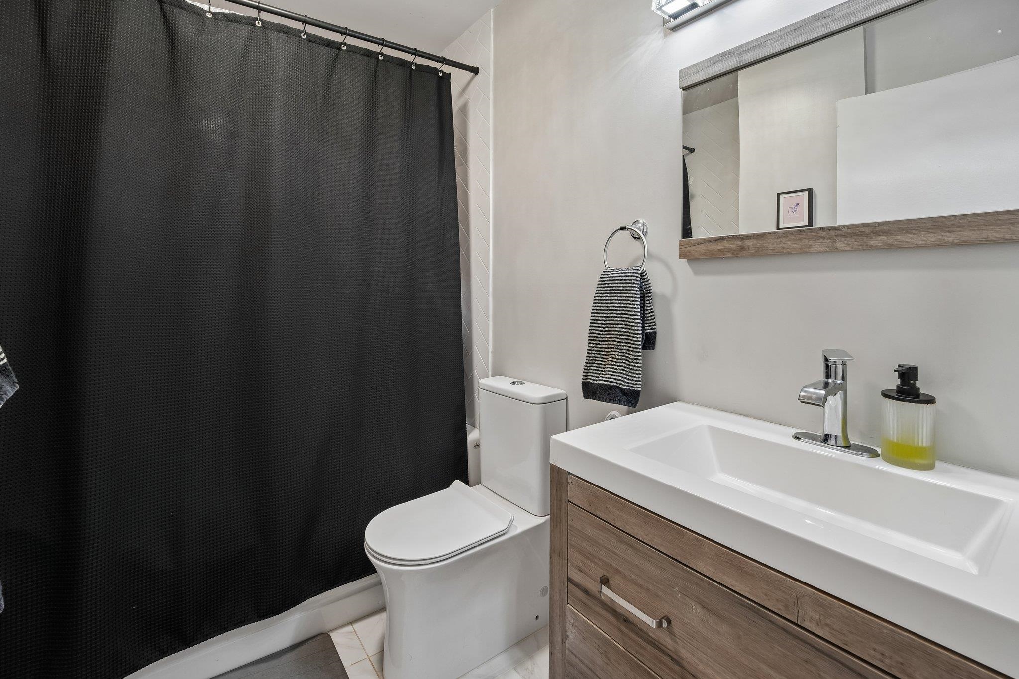 627 HARMON COVE TOWER #627