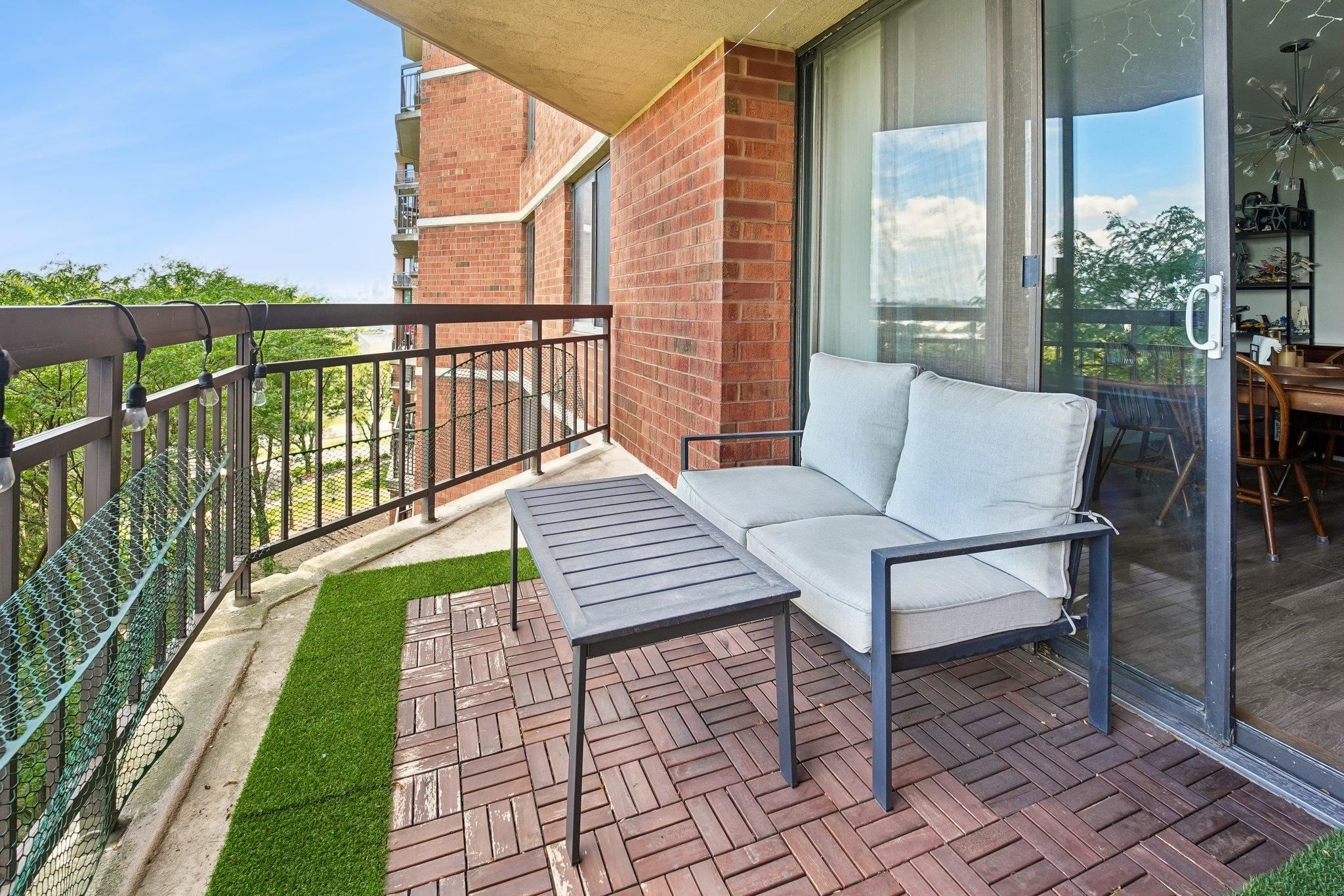 627 HARMON COVE TOWER #627