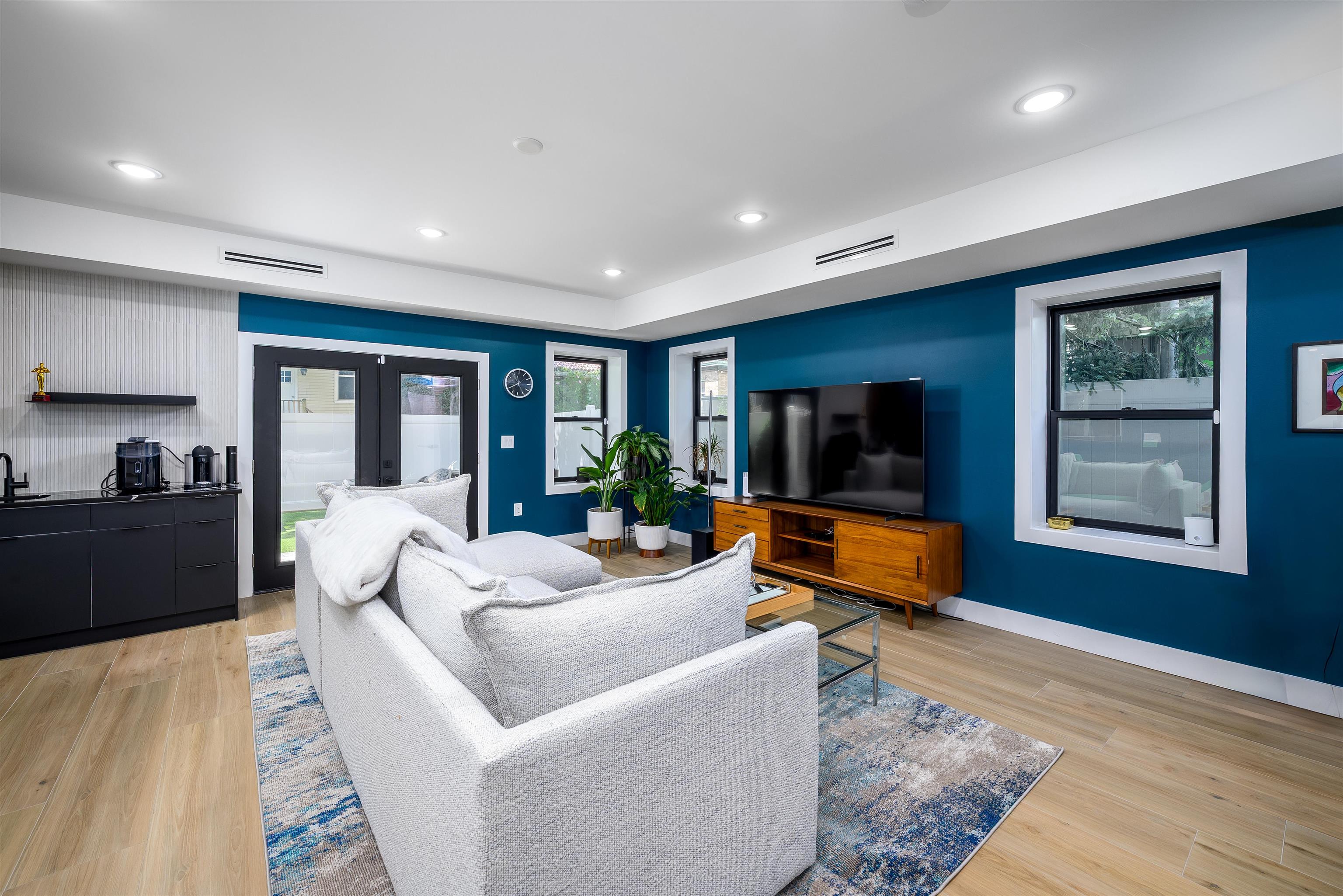 45 CHARLES ST #1