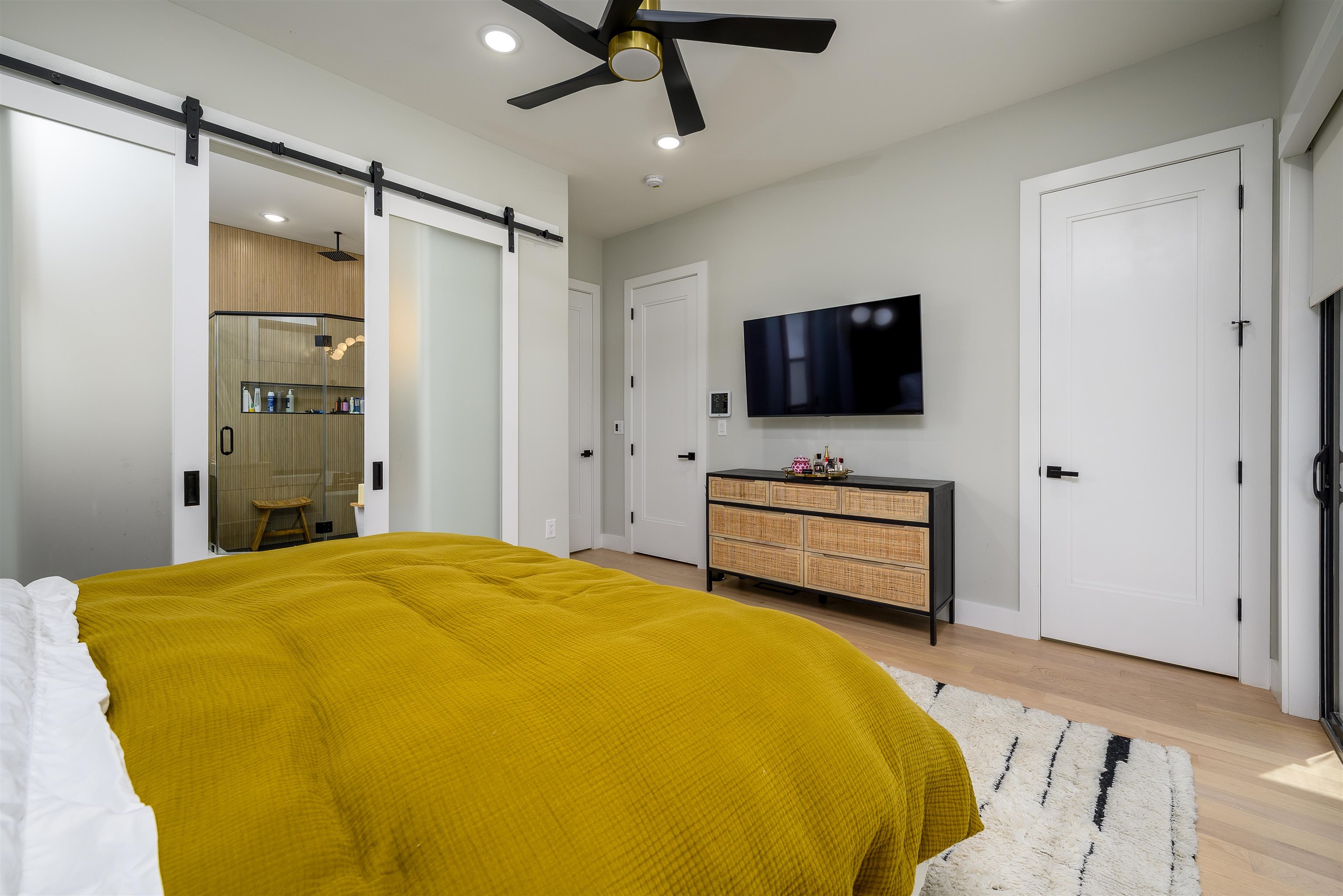 45 CHARLES ST #1