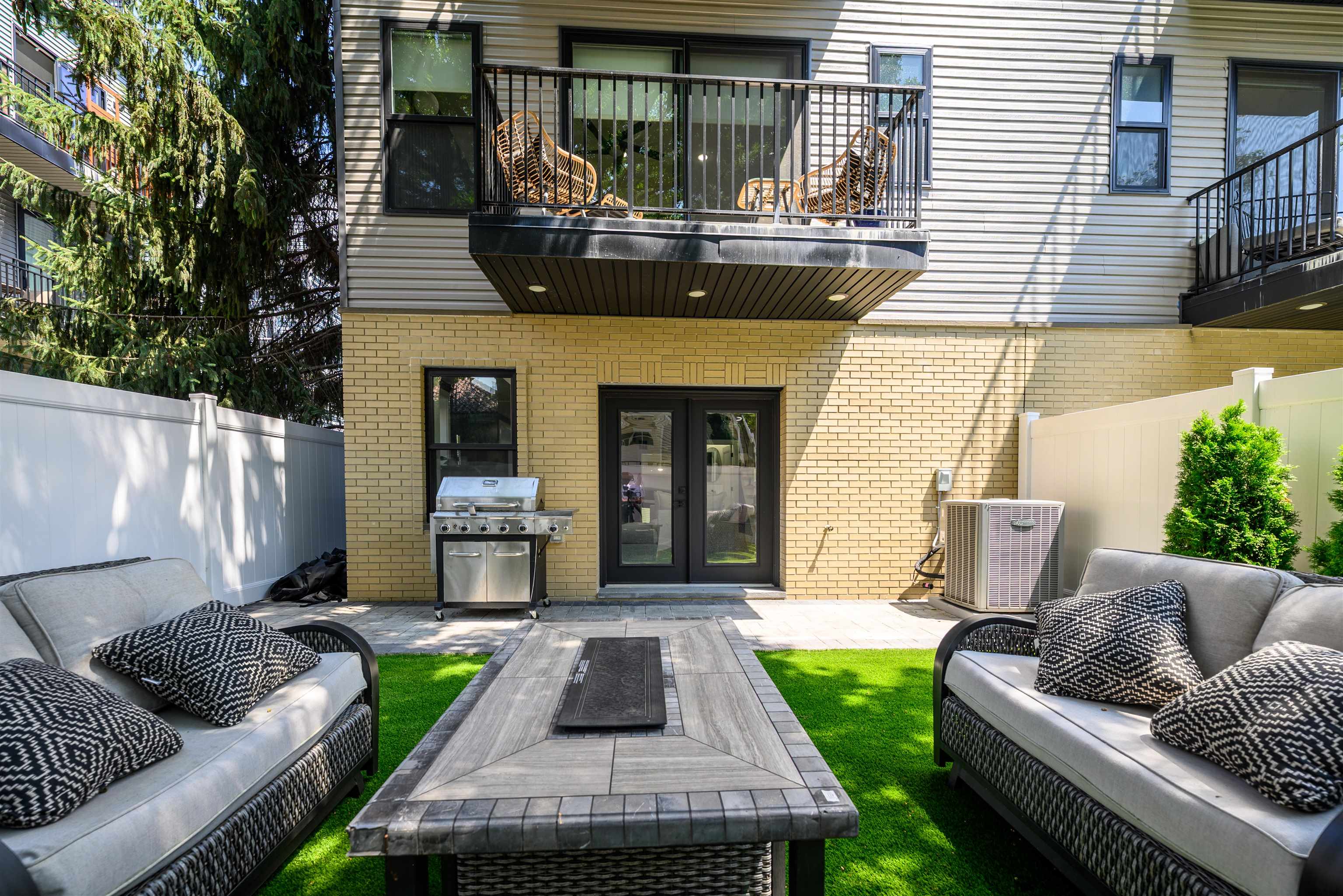 45 CHARLES ST #1
